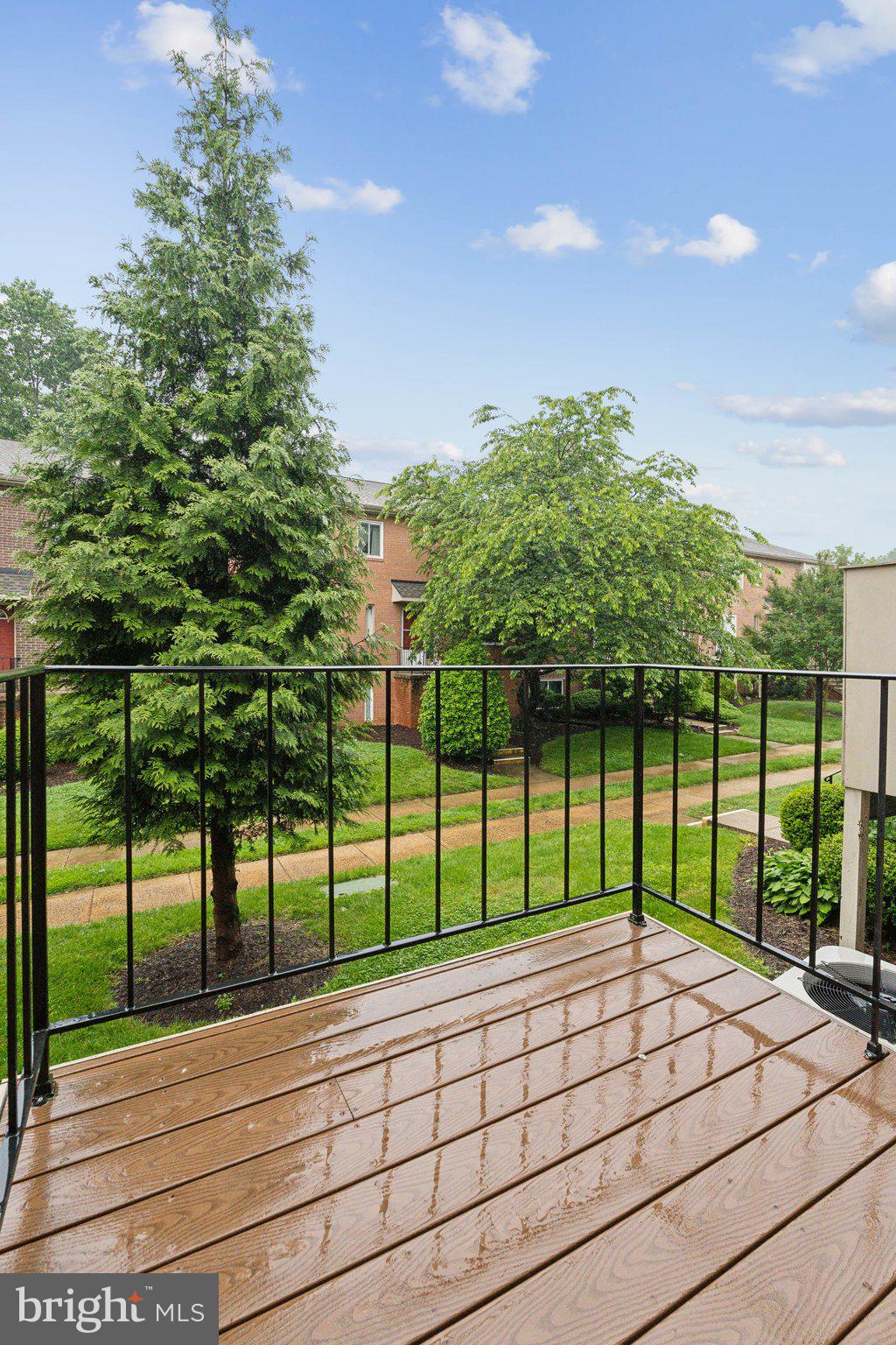 TERRACE TOWNHOUSES OF ANNANDALE - Residential