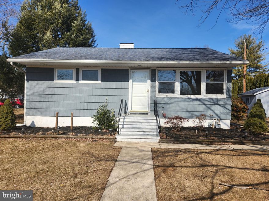 Charming and well-maintained ranch home in Exeter! This cozy residence features beautiful wood floors throughout, a recently updated furnace, hot water heater, and fresh interior paint. The inviting eat-in kitchen includes a gas range and microwave. Outside, enjoy a covered patio and a spacious corner lot. The full walk-out basement offers additional potential, already plumbed for a full bathroom. Don't miss out on this wonderful home!