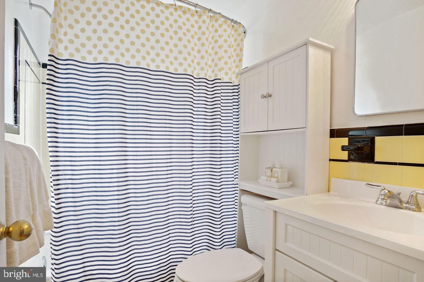 CHEVY CHASE HILLS - Residential Lease