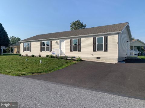 Mobile Home For Sale - 72 Westview Terrace<br/> WOMELSDORF, PA 19567