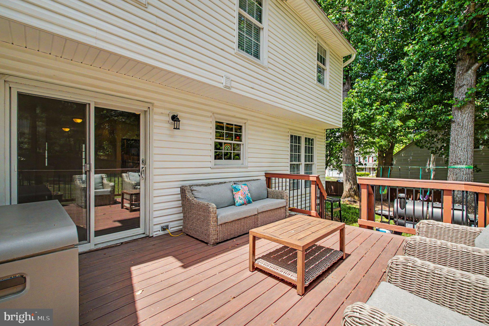 SOUTH RUN OAKS - Residential