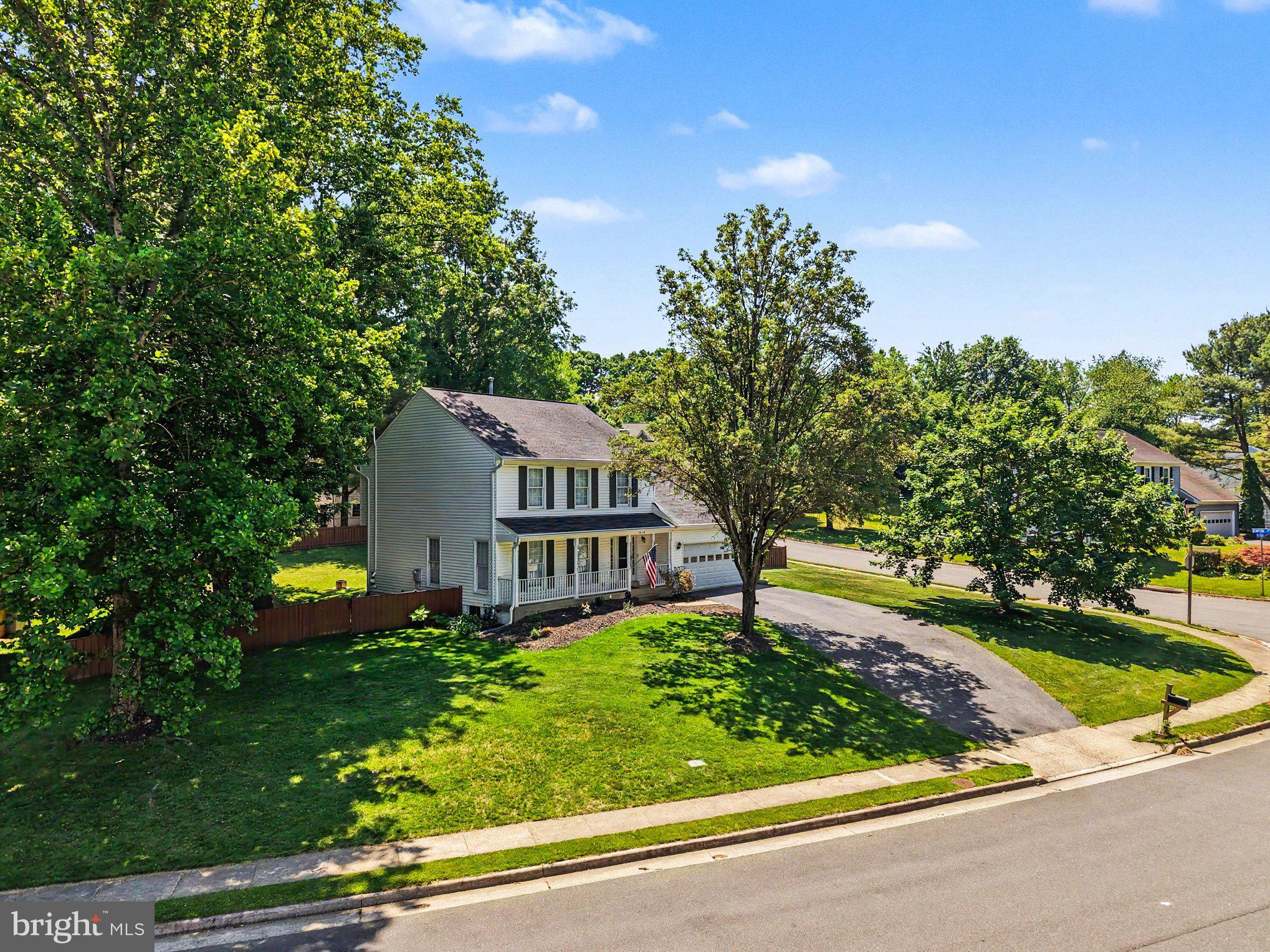 SOUTH RUN OAKS - Residential