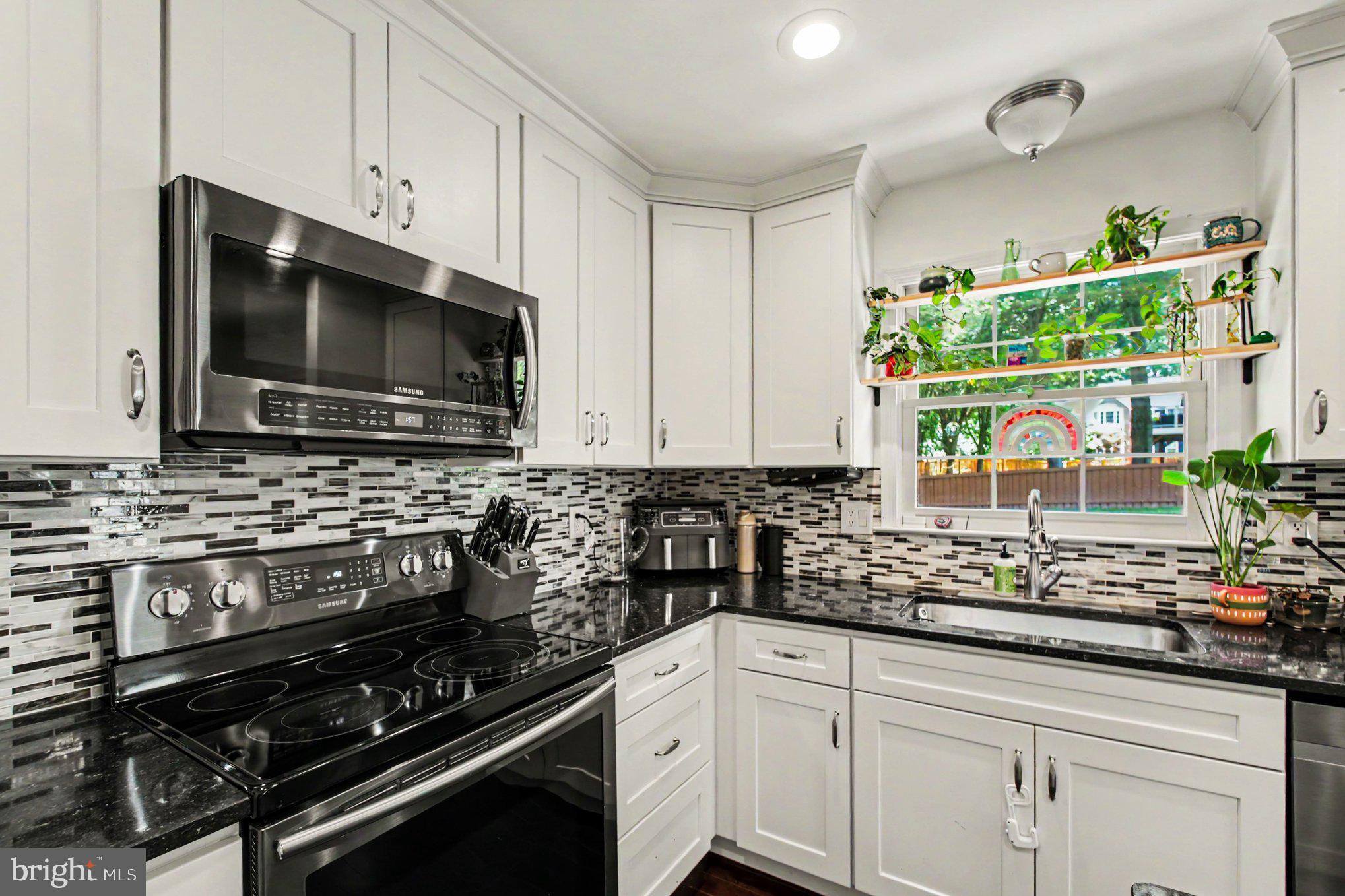 SOUTH RUN OAKS - Residential