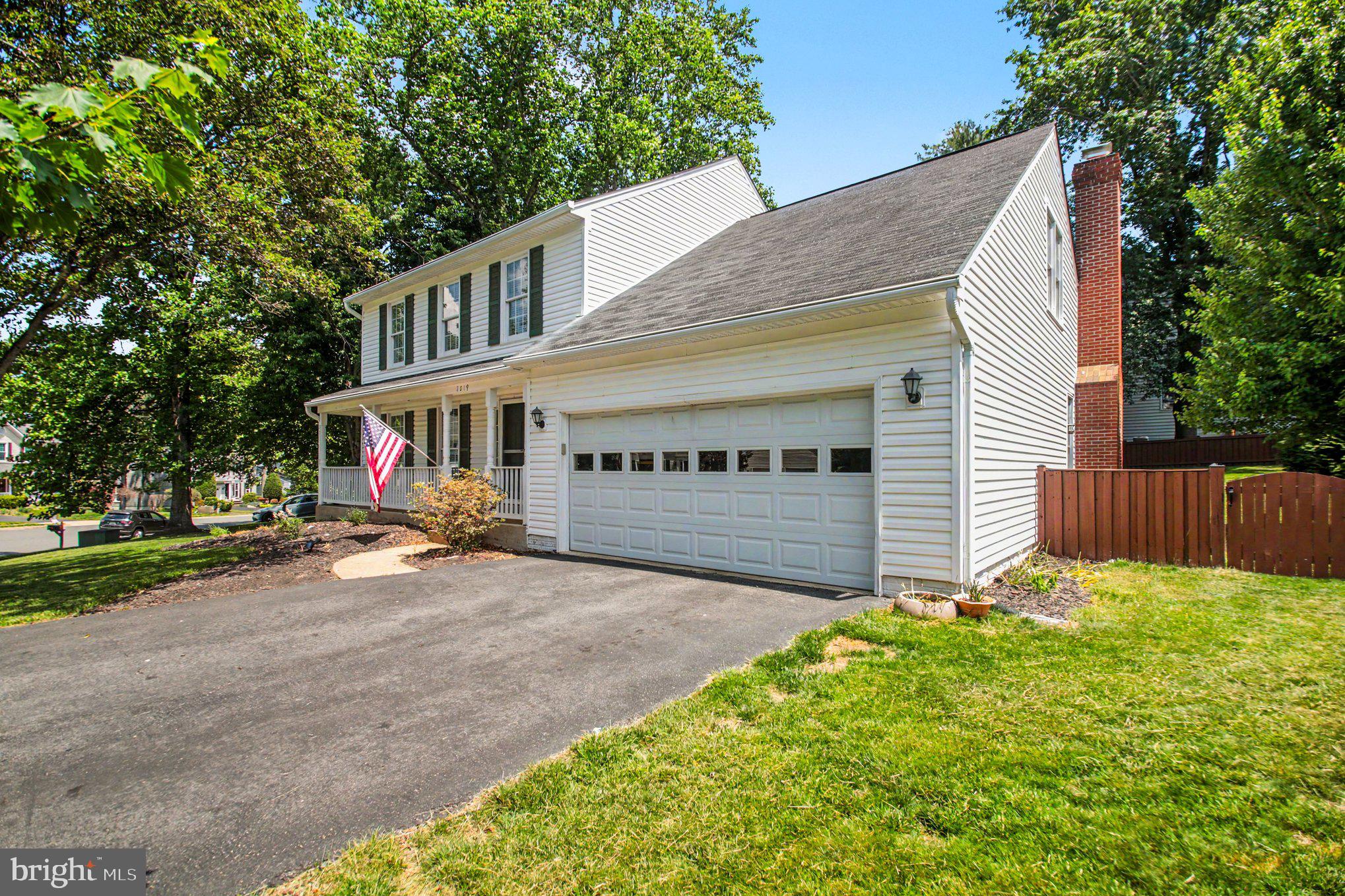 8019 OAK BRIDGE LANE