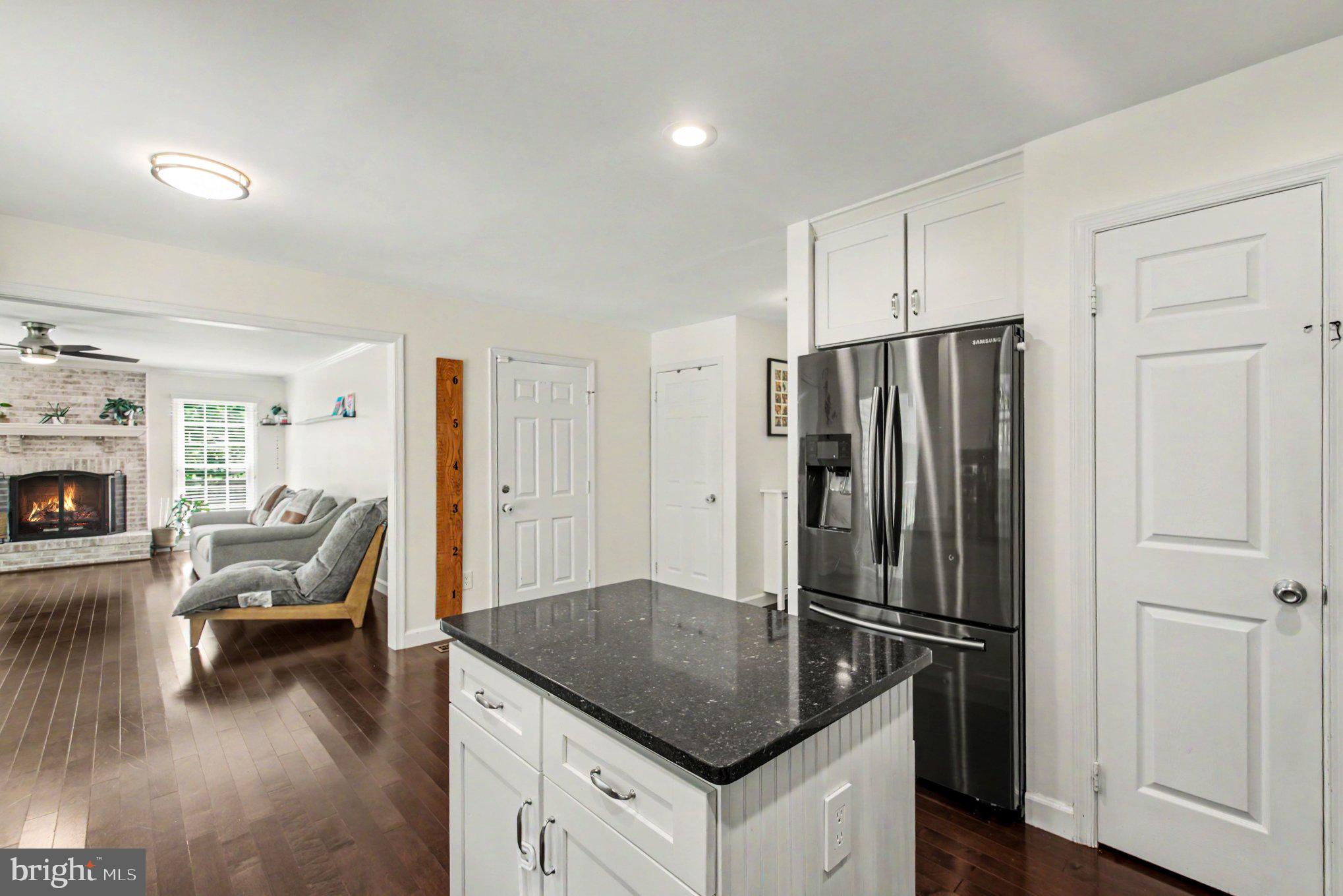 SOUTH RUN OAKS - Residential