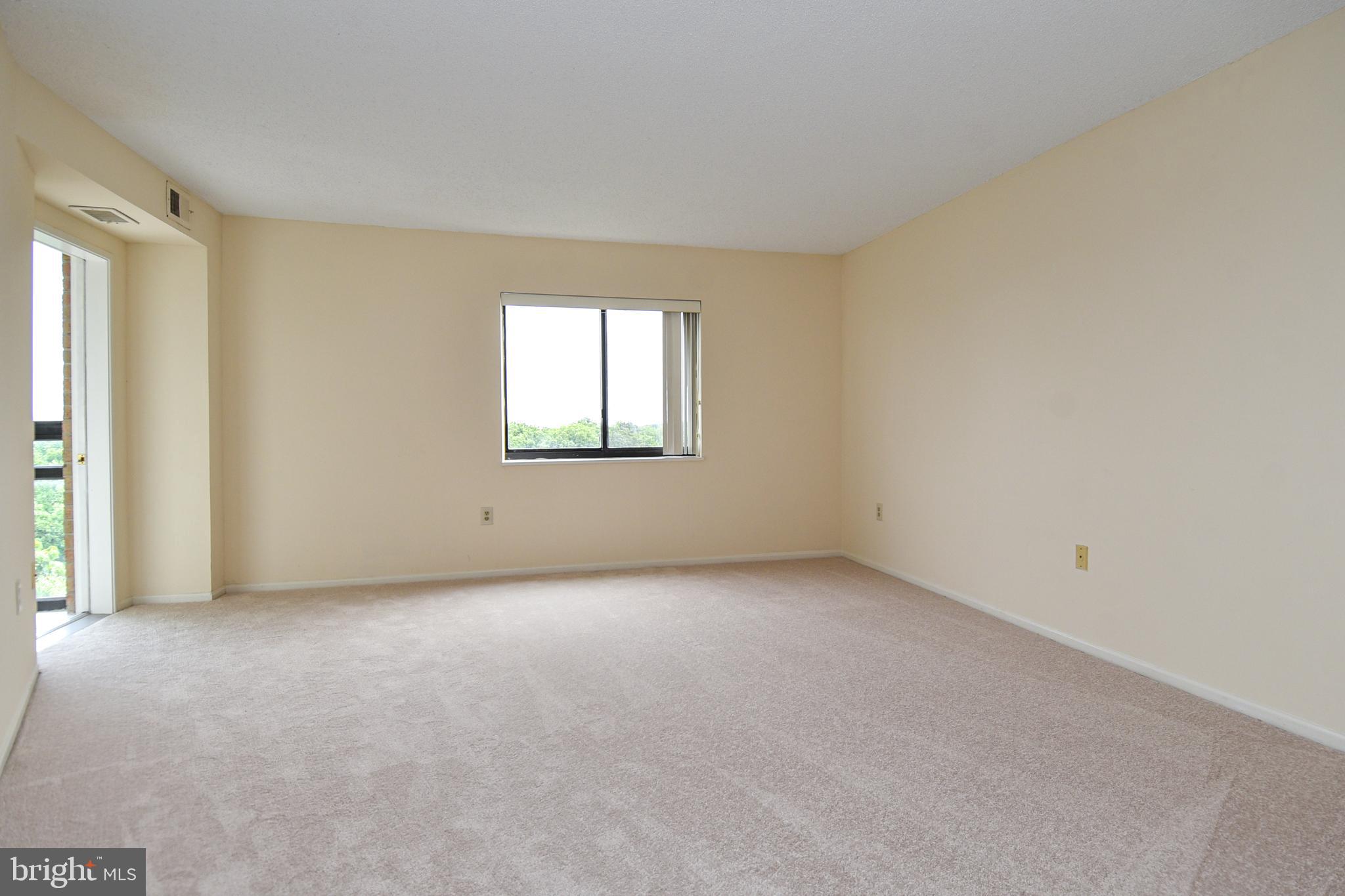 GREENS AT LEISURE WORLD - Residential