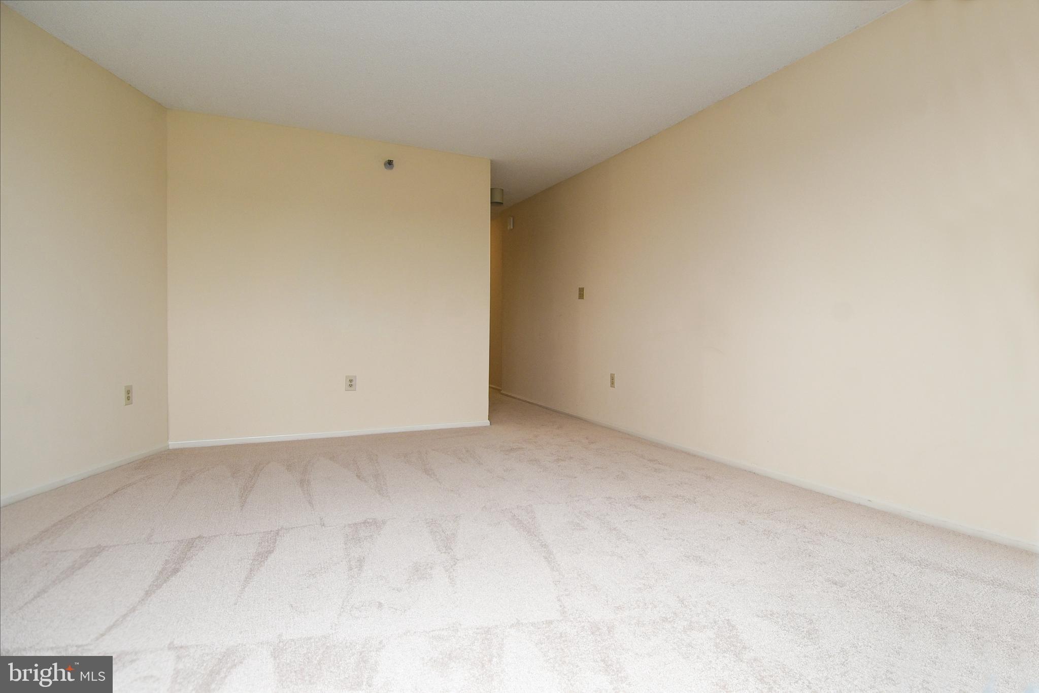 GREENS AT LEISURE WORLD - Residential