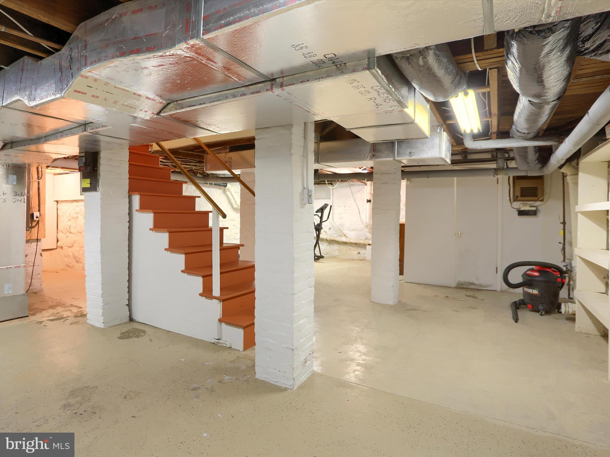 OLD MOORELAND - Residential