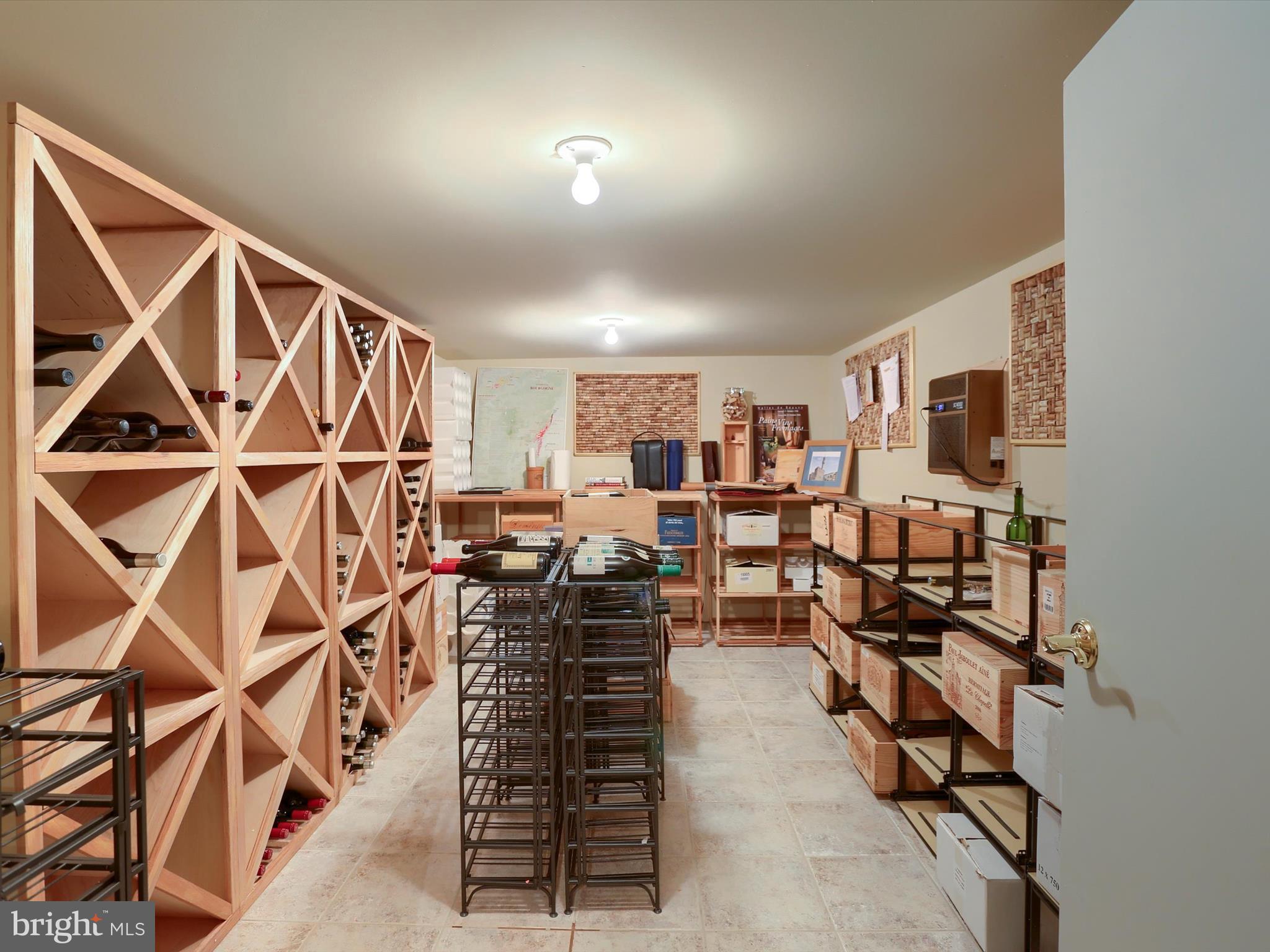 OLD MOORELAND - Residential