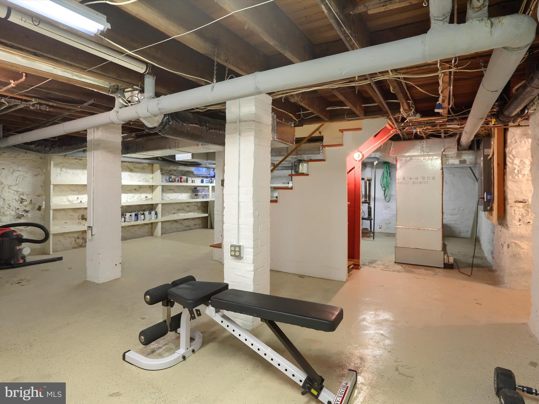 OLD MOORELAND - Residential