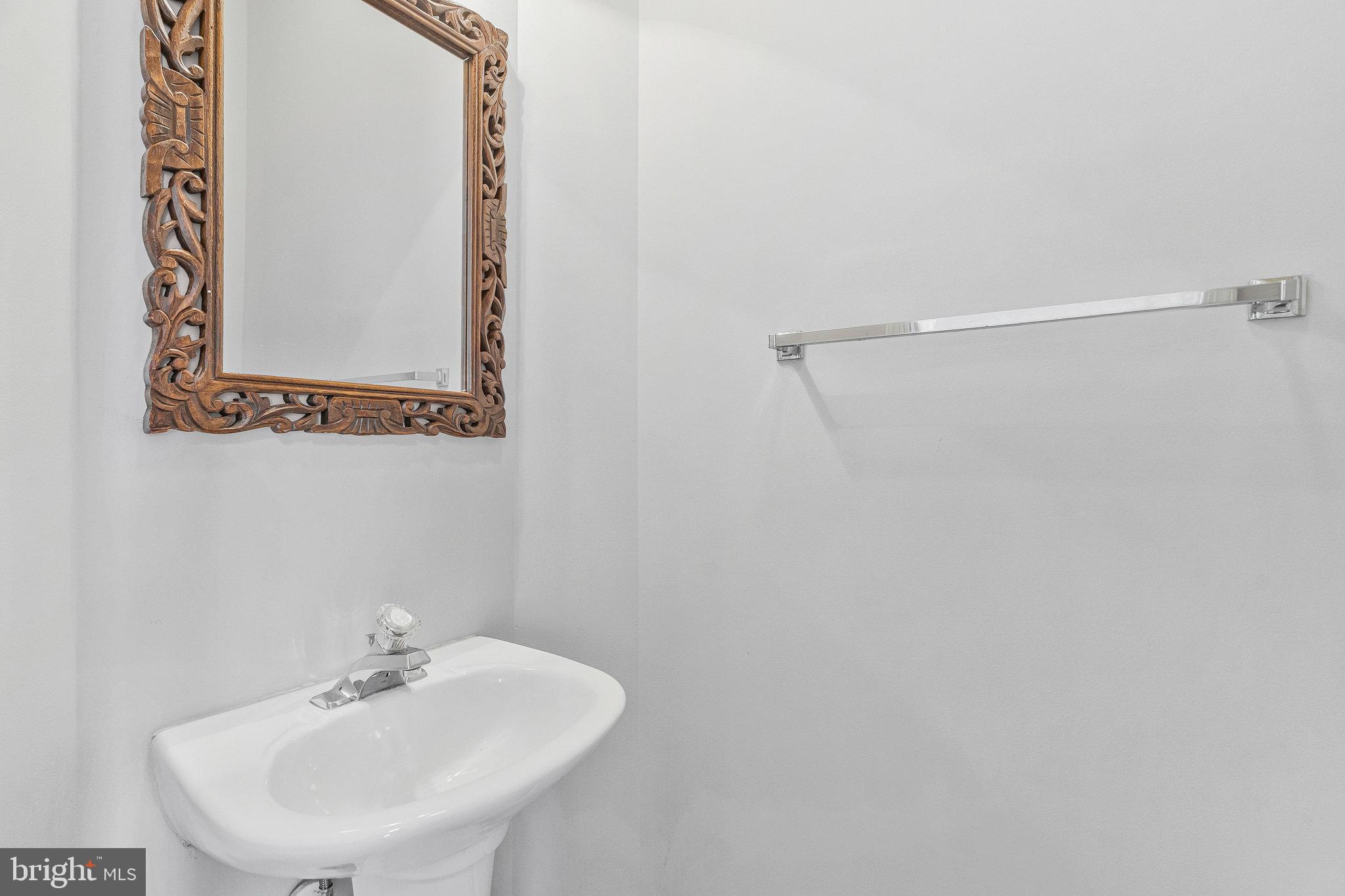 NORTHLAKE - Residential Lease