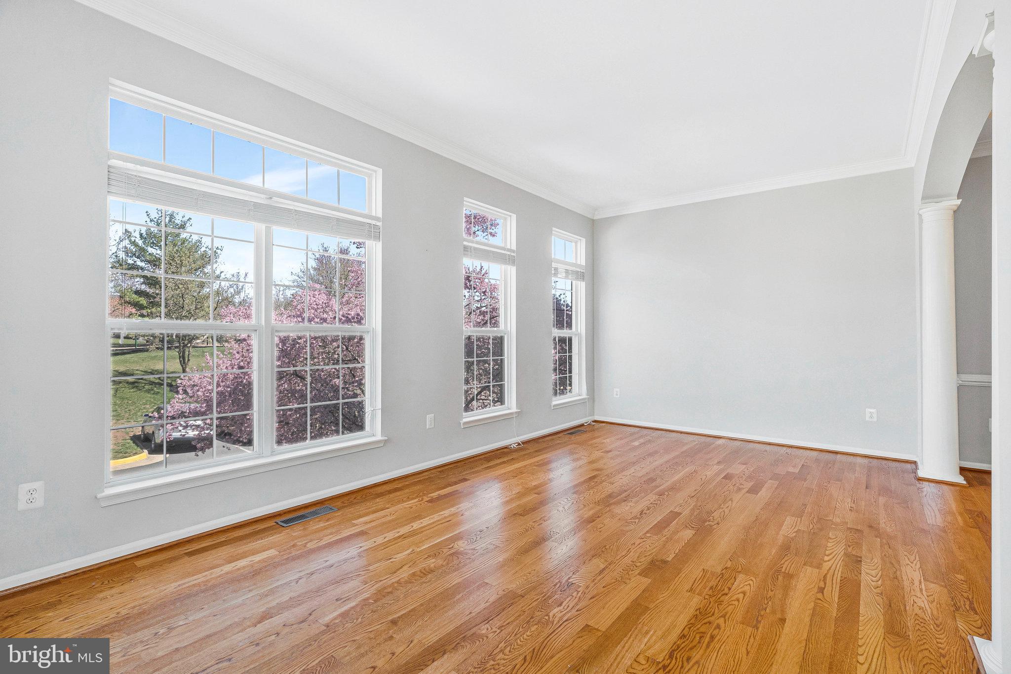 NORTHLAKE - Residential Lease