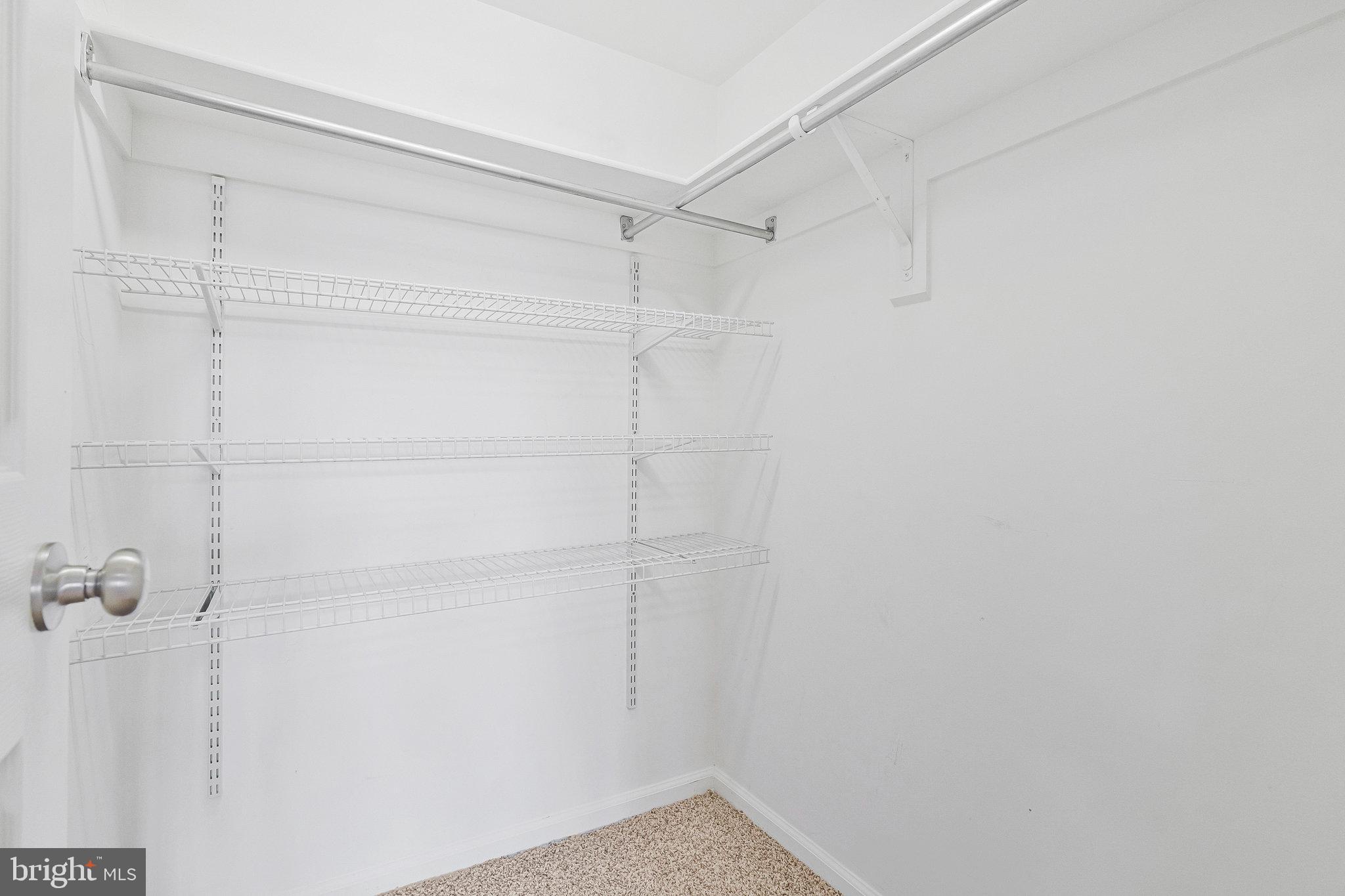 NORTHLAKE - Residential Lease