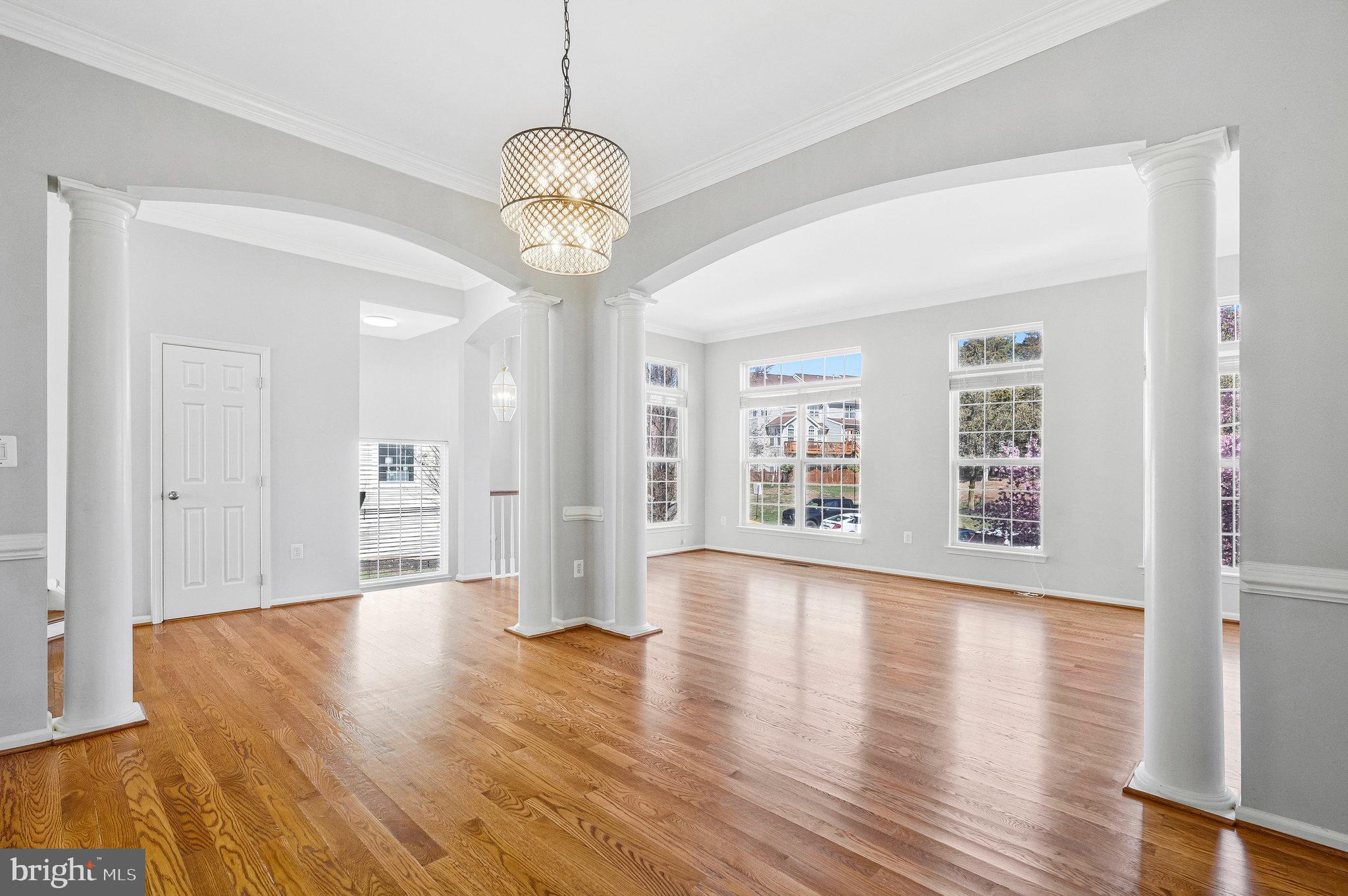 NORTHLAKE - Residential Lease