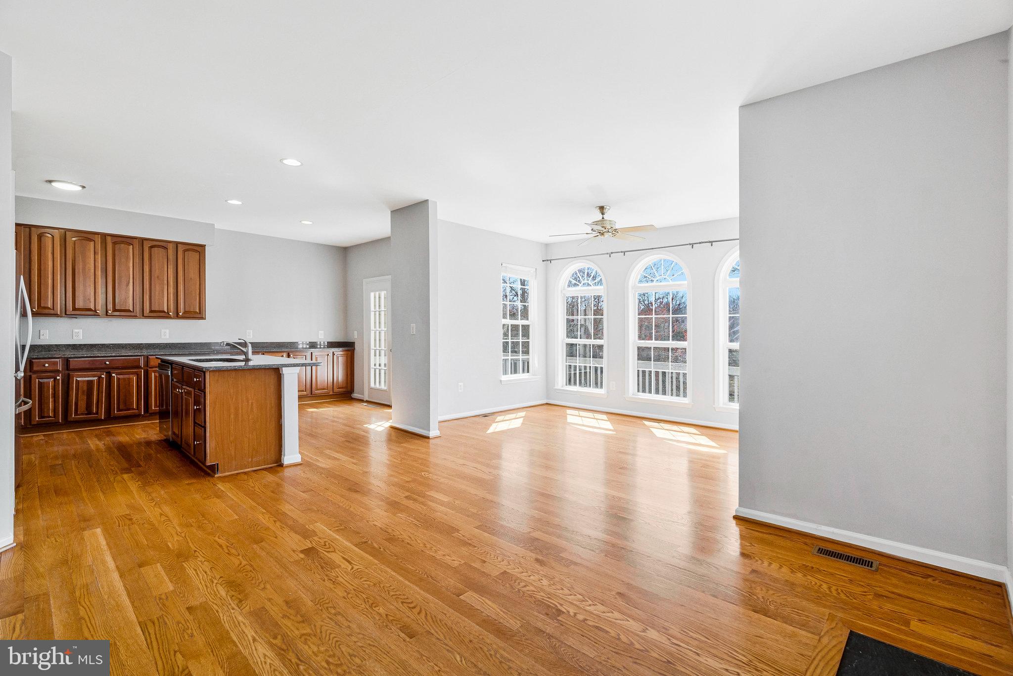 NORTHLAKE - Residential Lease