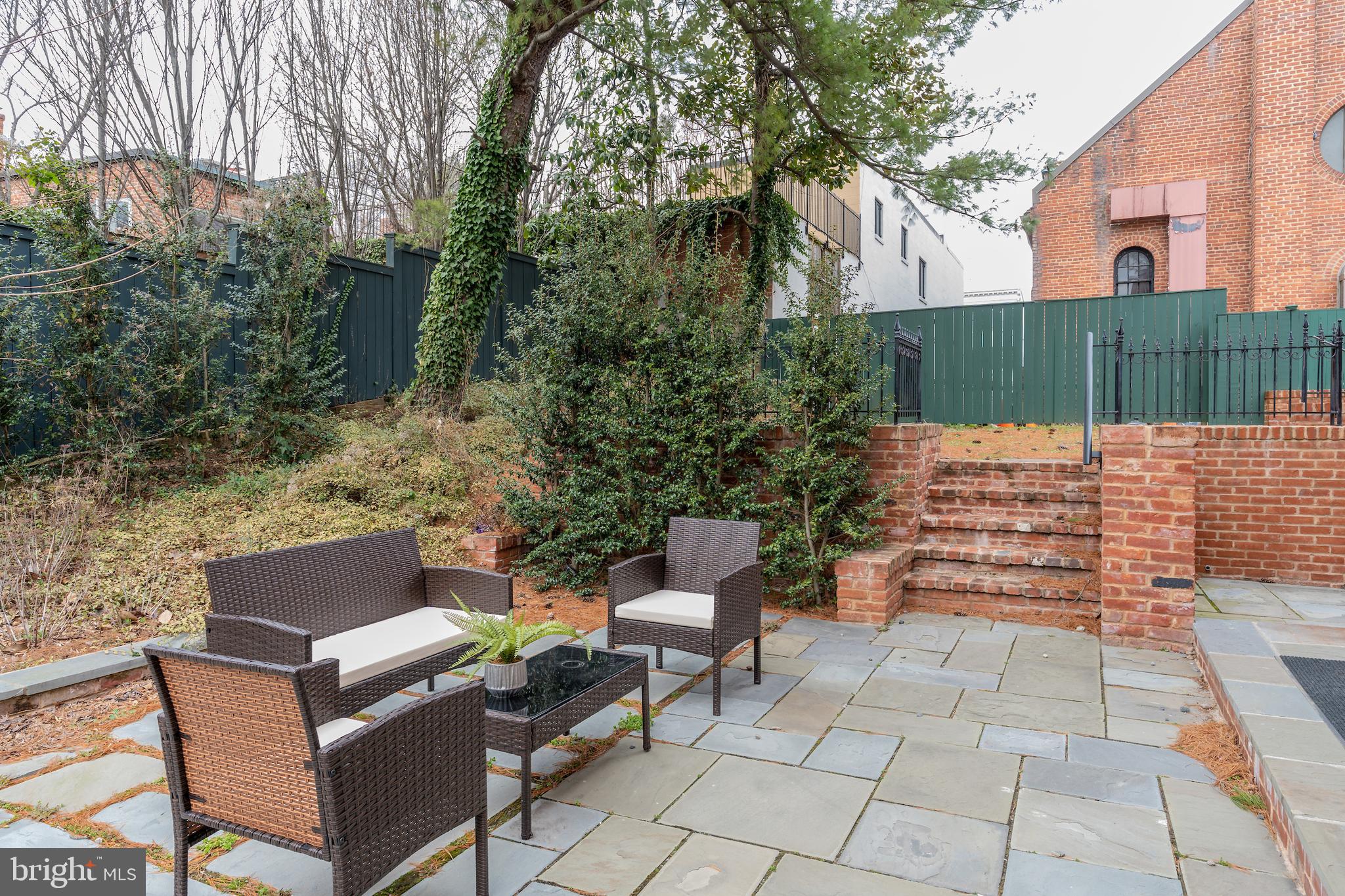 GEORGETOWN - Residential