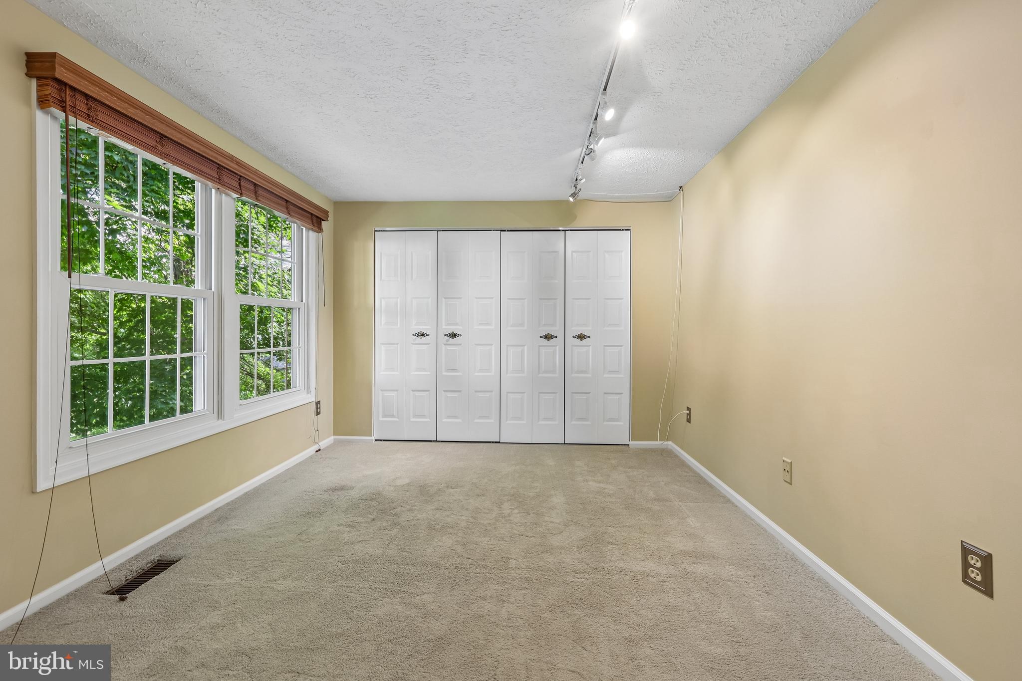 DUFIEF MILL - Residential