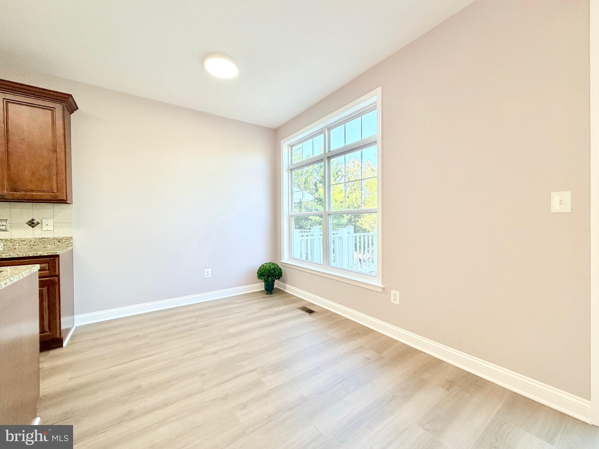 FAIRWAY VILLAS - Residential