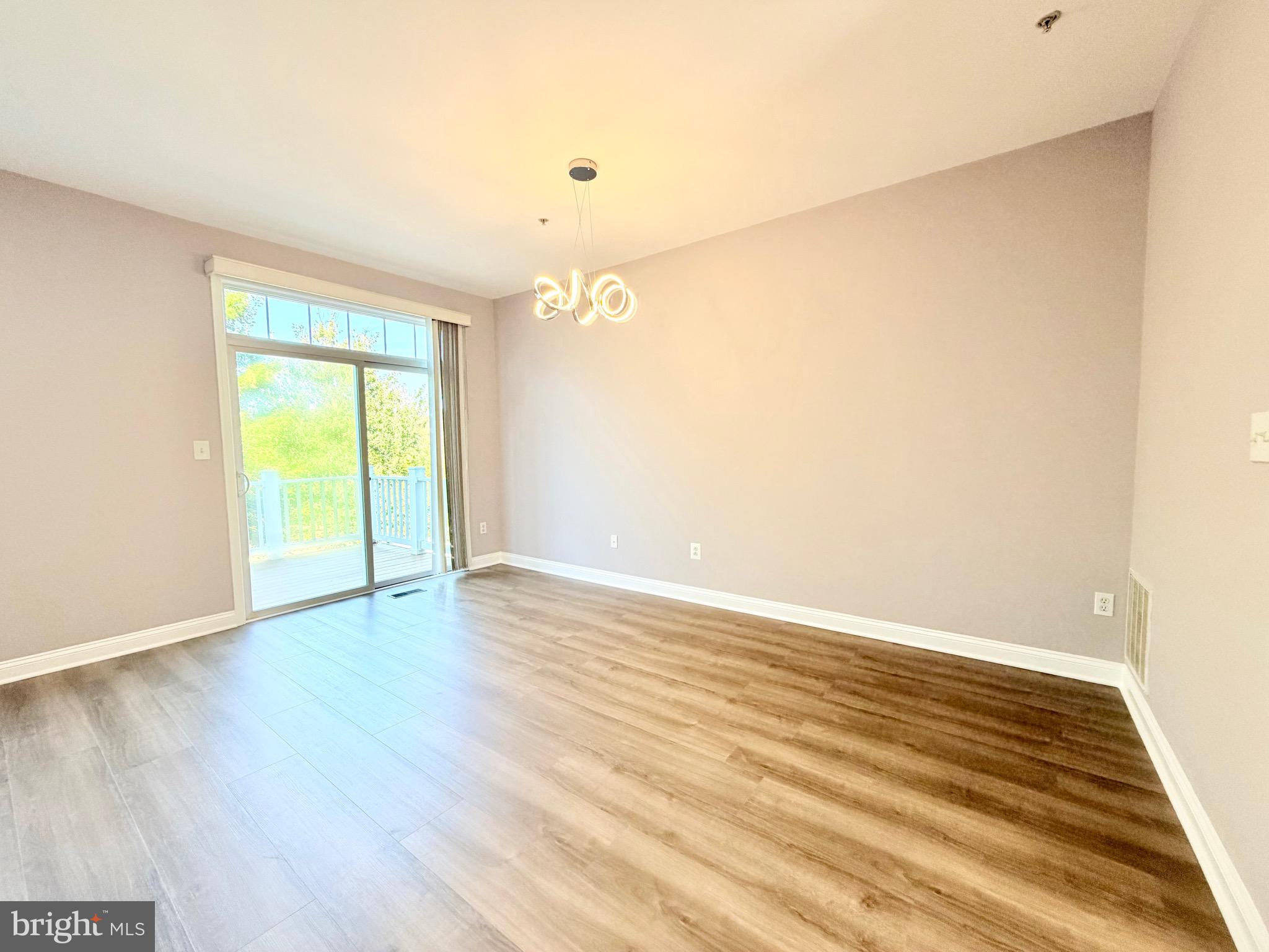 FAIRWAY VILLAS - Residential