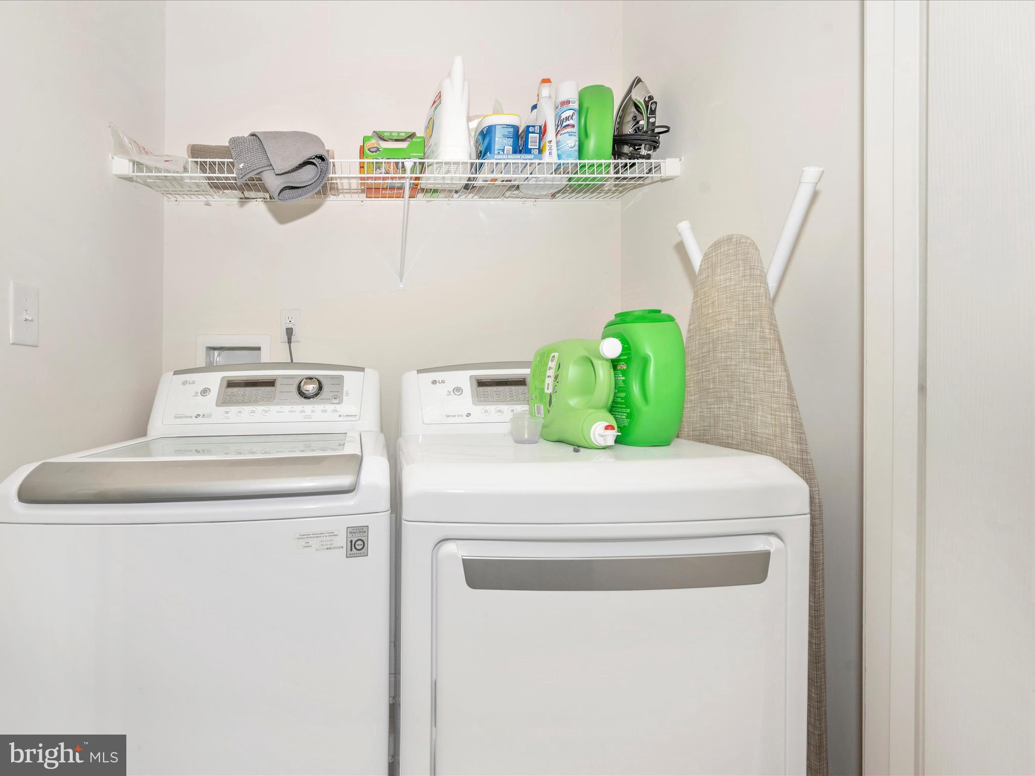 STONEBROOK VILLAGE - Residential