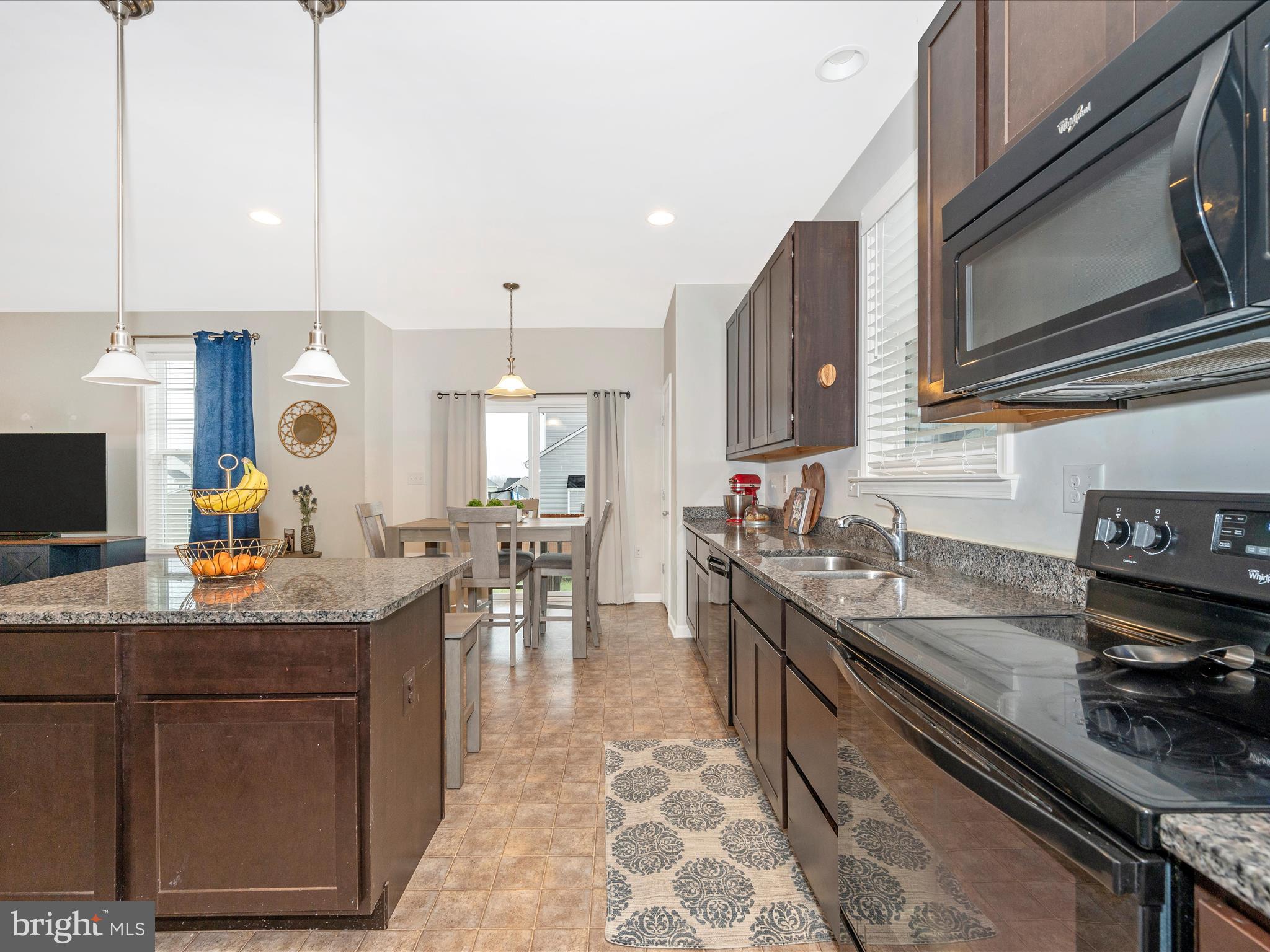 STONEBROOK VILLAGE - Residential