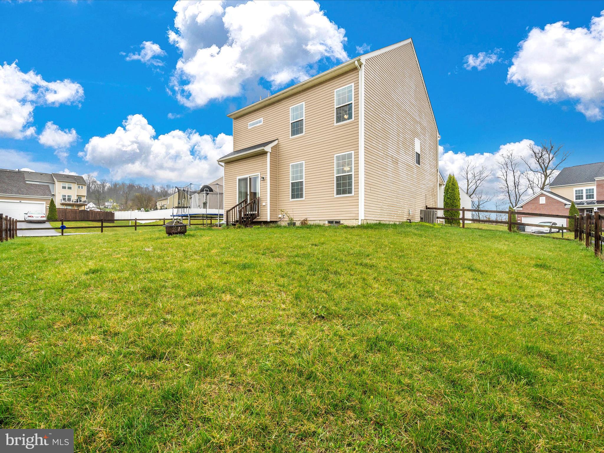 STONEBROOK VILLAGE - Residential