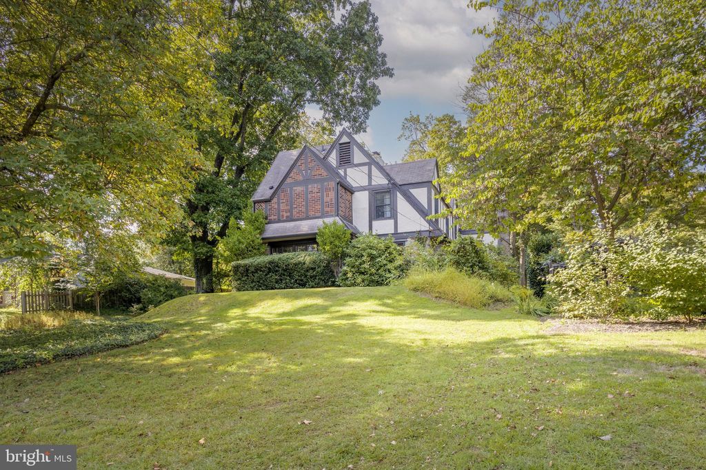 Photo of 8202 Fairview Road, ELKINS PARK, PA 19027 (MLS # PAMC2155136)