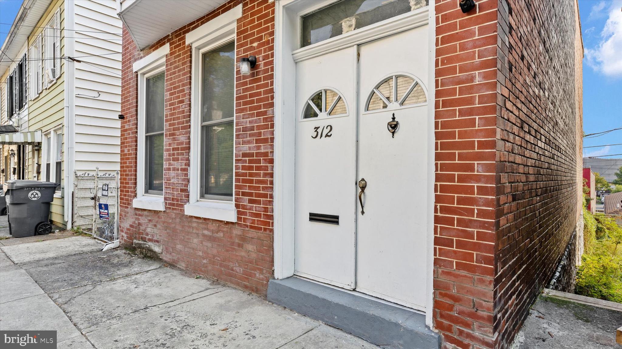 312 N 2ND STREET