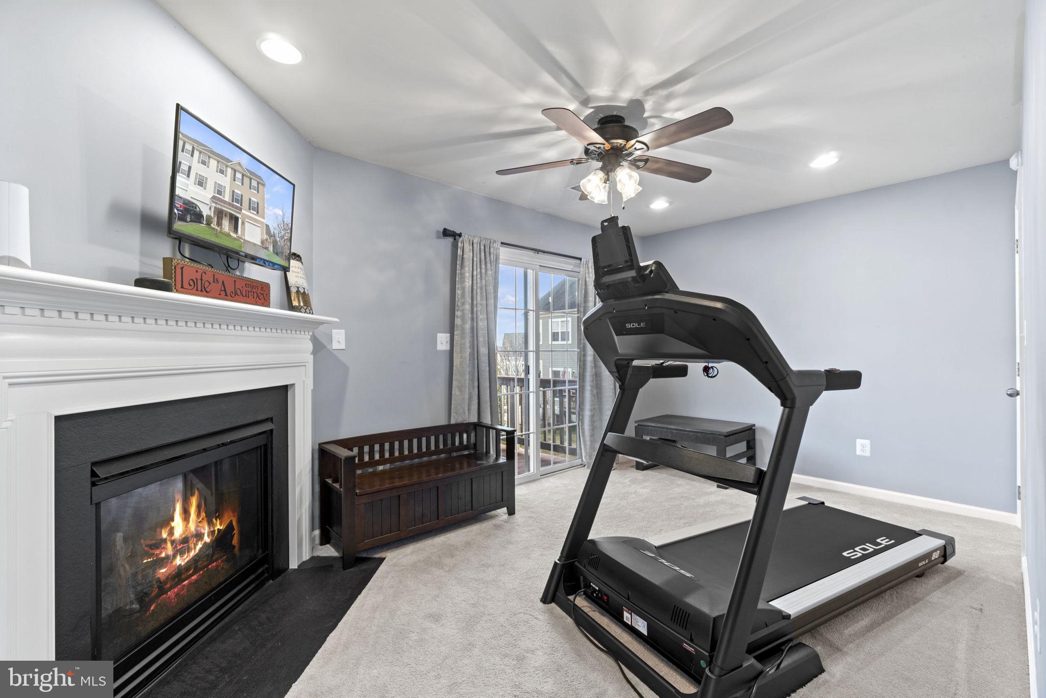 RIVER OAKS - Residential