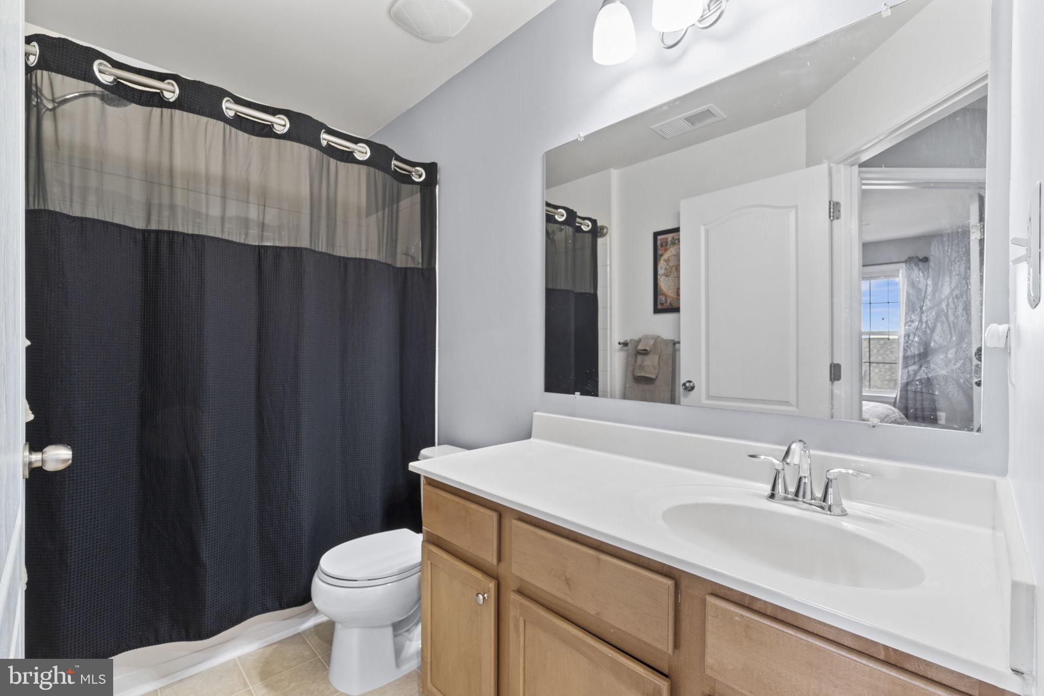 RIVER OAKS - Residential