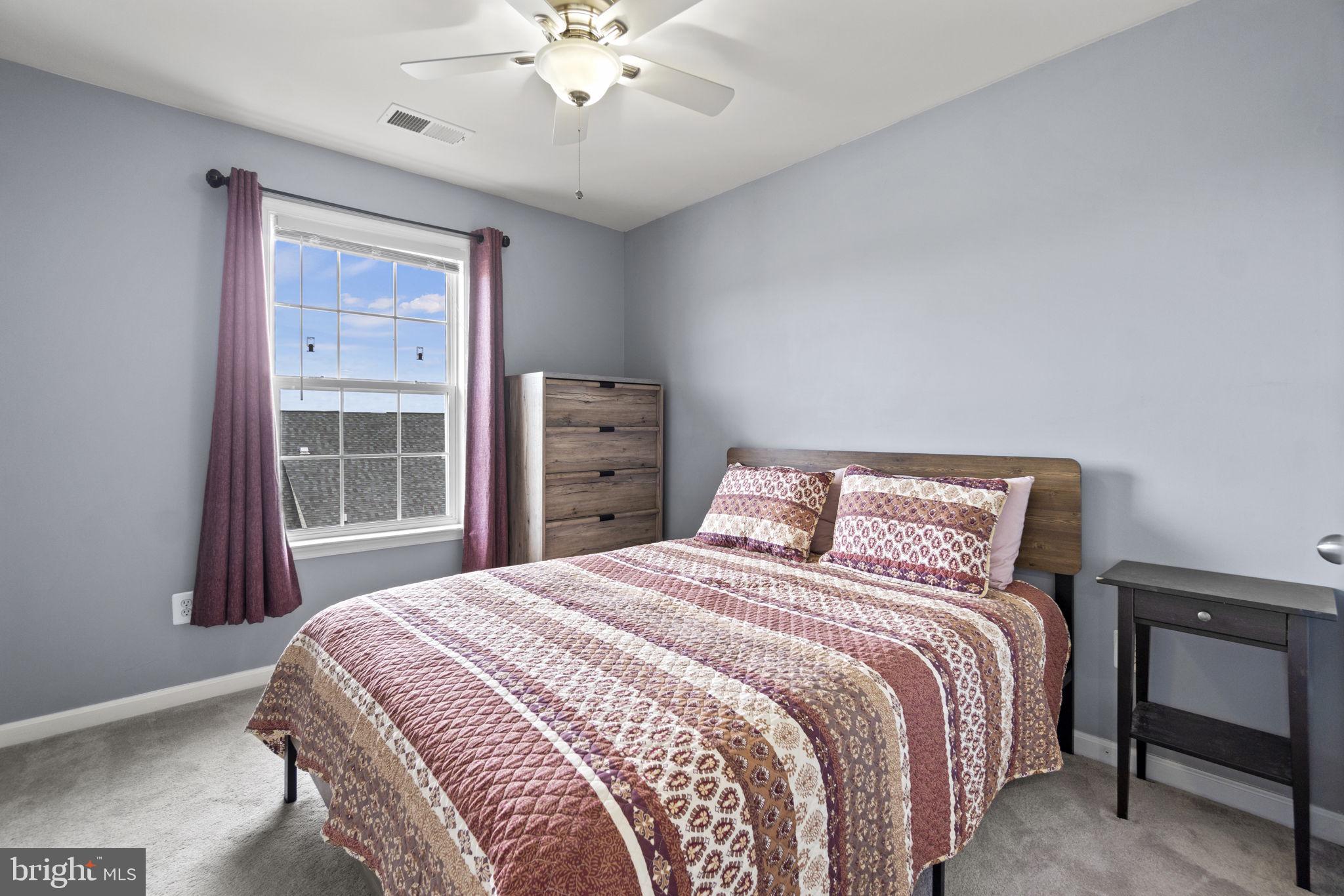 RIVER OAKS - Residential