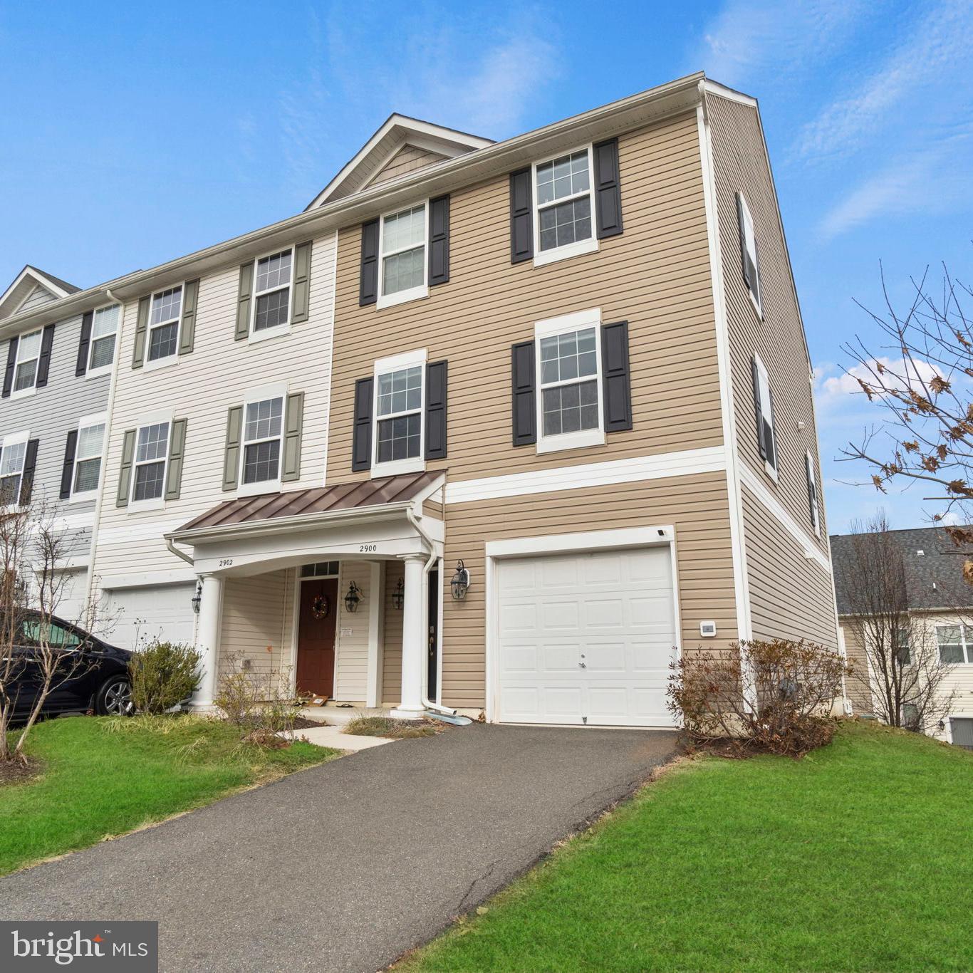 RIVER OAKS - Residential