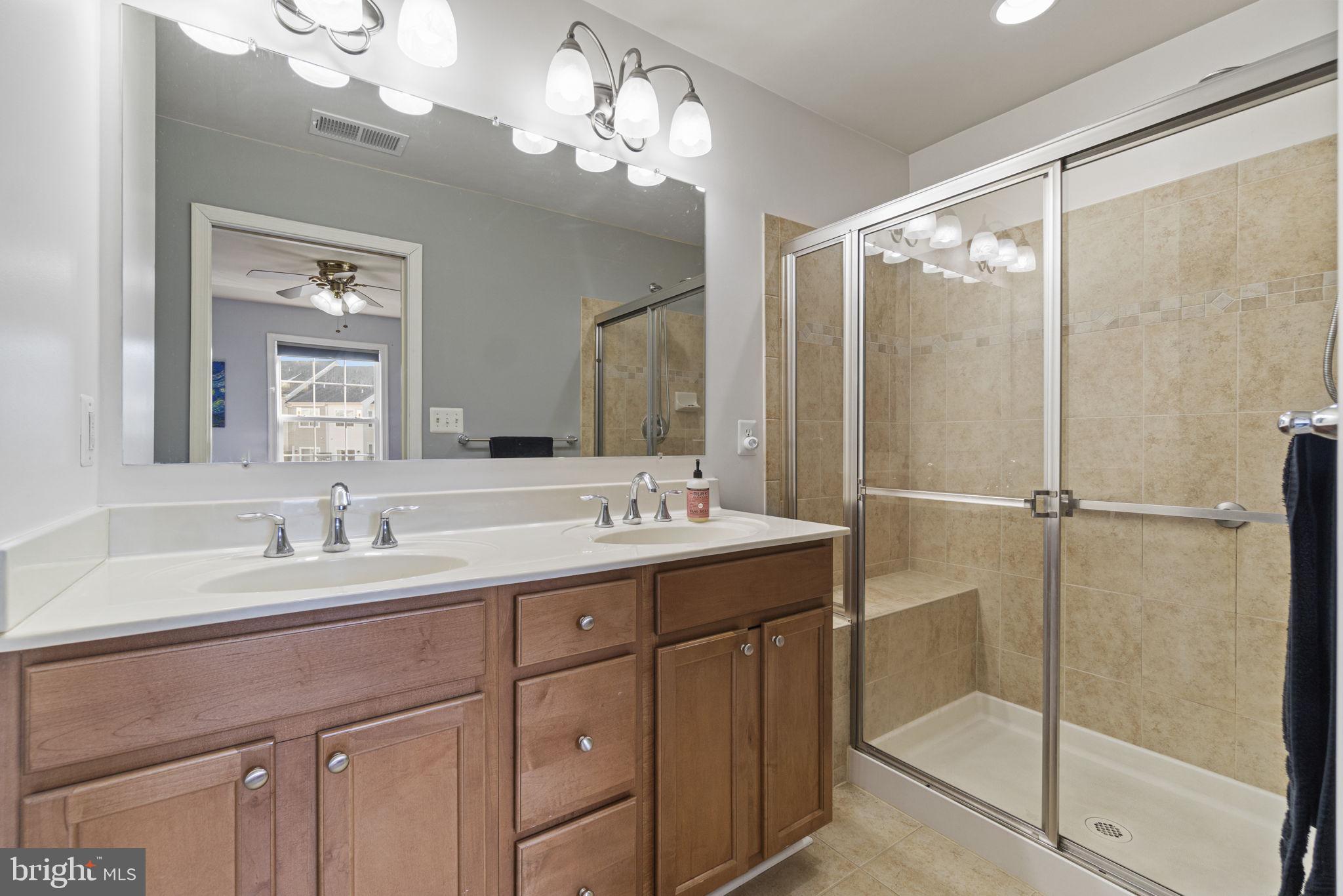 RIVER OAKS - Residential