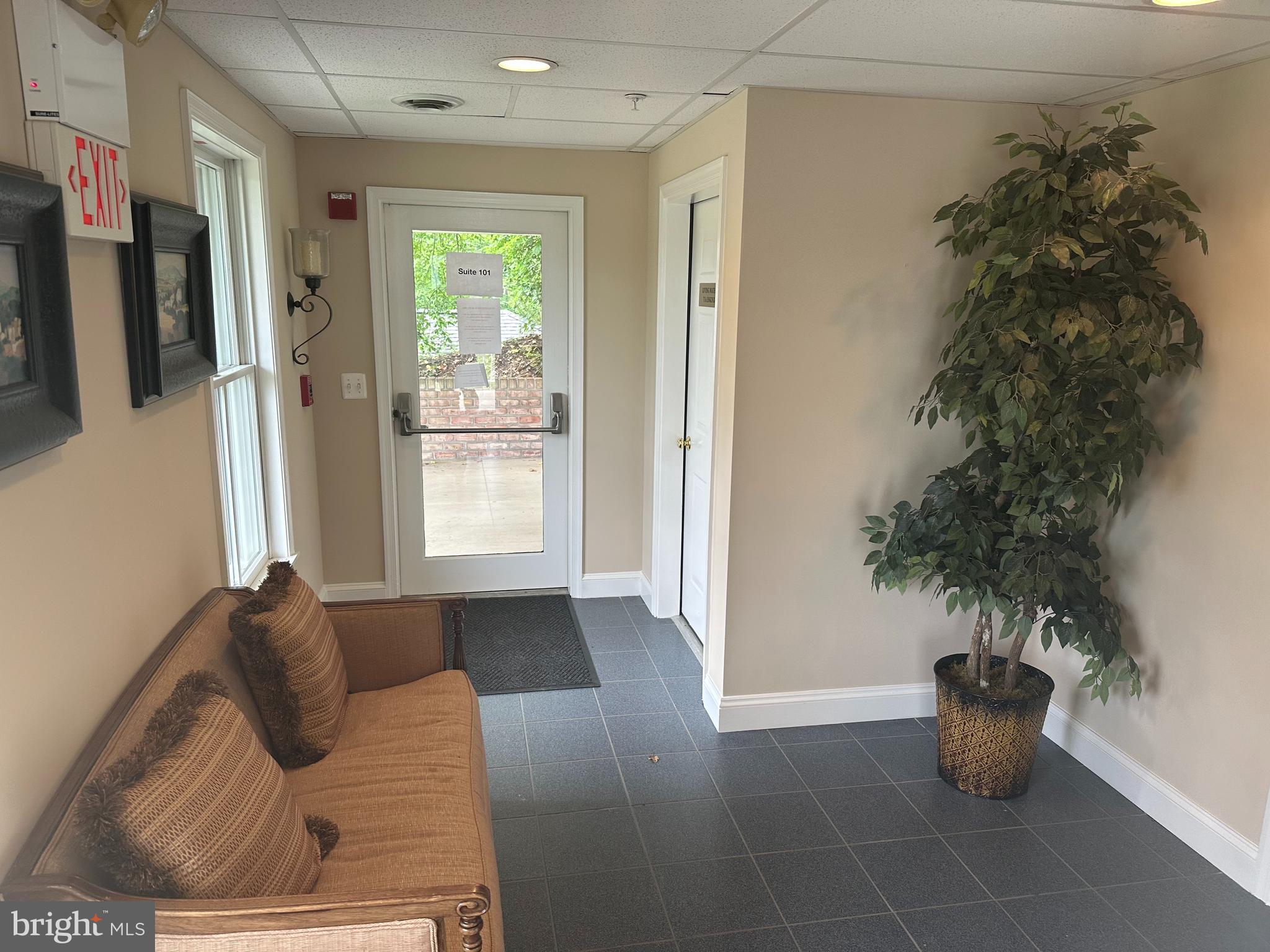 3675 PARK AVENUE 101