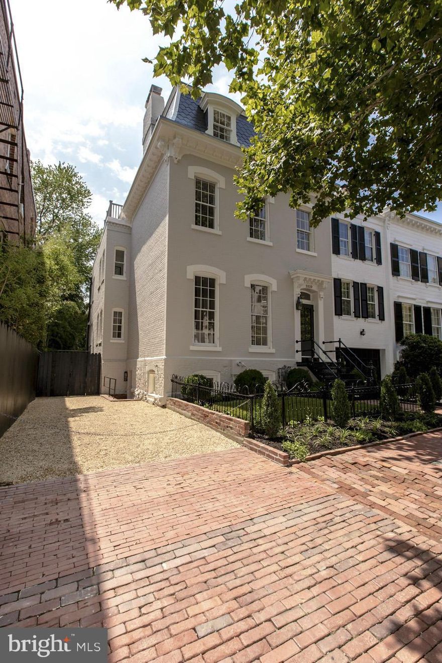 Completely renovated 5BR, 5.5BA home w/ 2 CAR PARKING and A POOL! Main level features LR, DR, gourmet Eat-in kitchen opens to family room overlooking garden. LL with Family Room, BR and 2 full baths plus outdoor living space. Master Suite has 2 walk-in closets and luxurious master bath. Bedroom 4 has ensuite FB and access to the large roof deck.