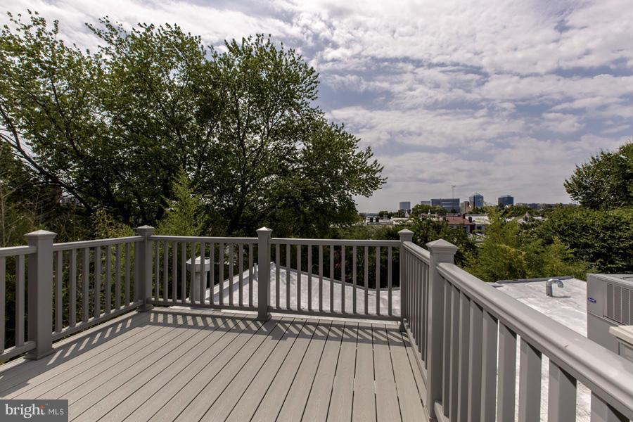 GEORGETOWN - Residential