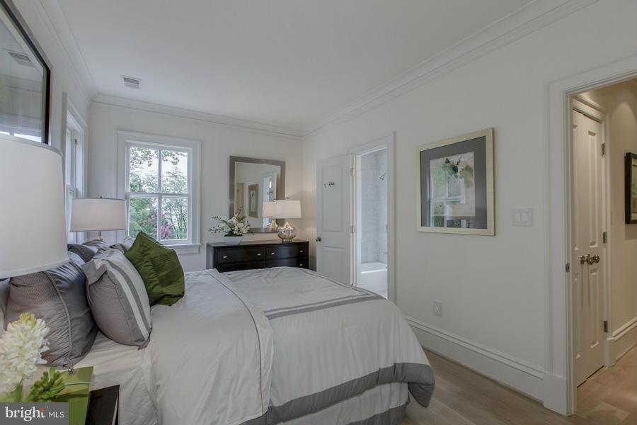 GEORGETOWN - Residential