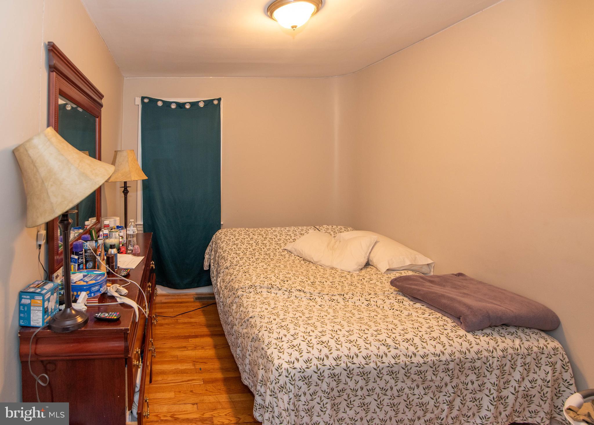 908 DARTMOUTH ROAD