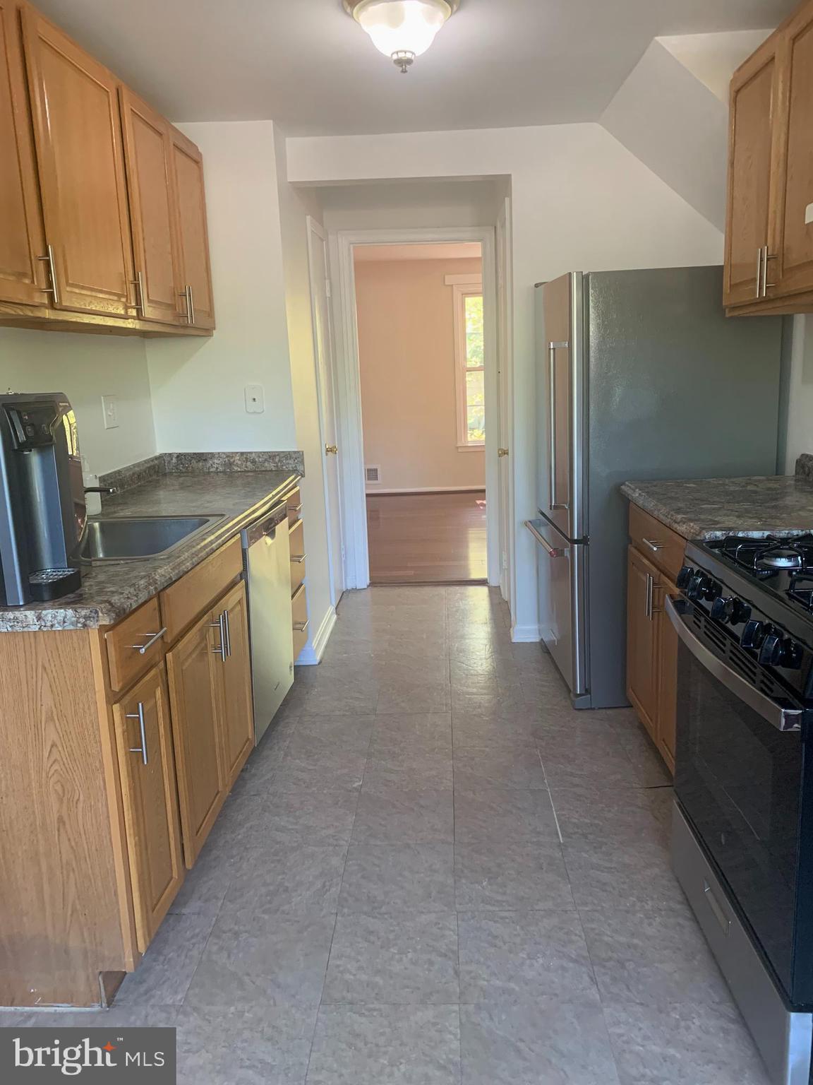 GREENWICH - Residential Lease