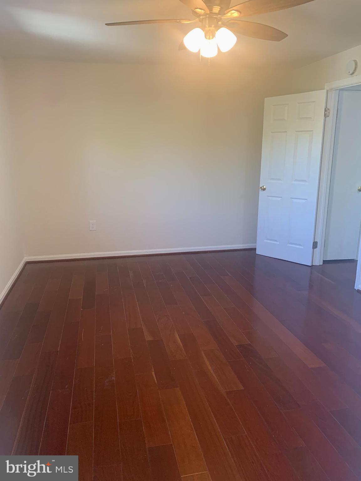 GREENWICH - Residential Lease