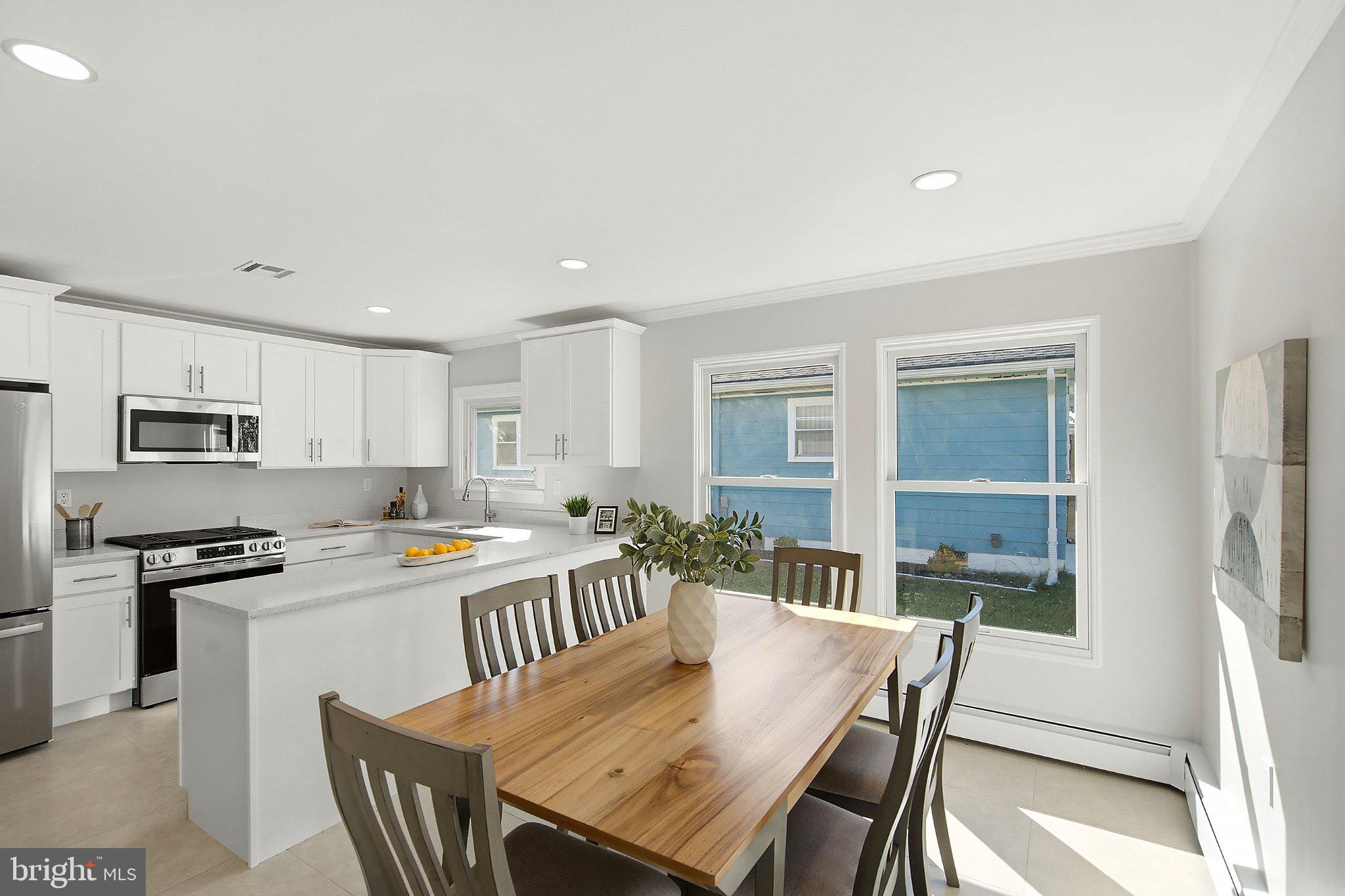 205 BONAIRE DRIVE