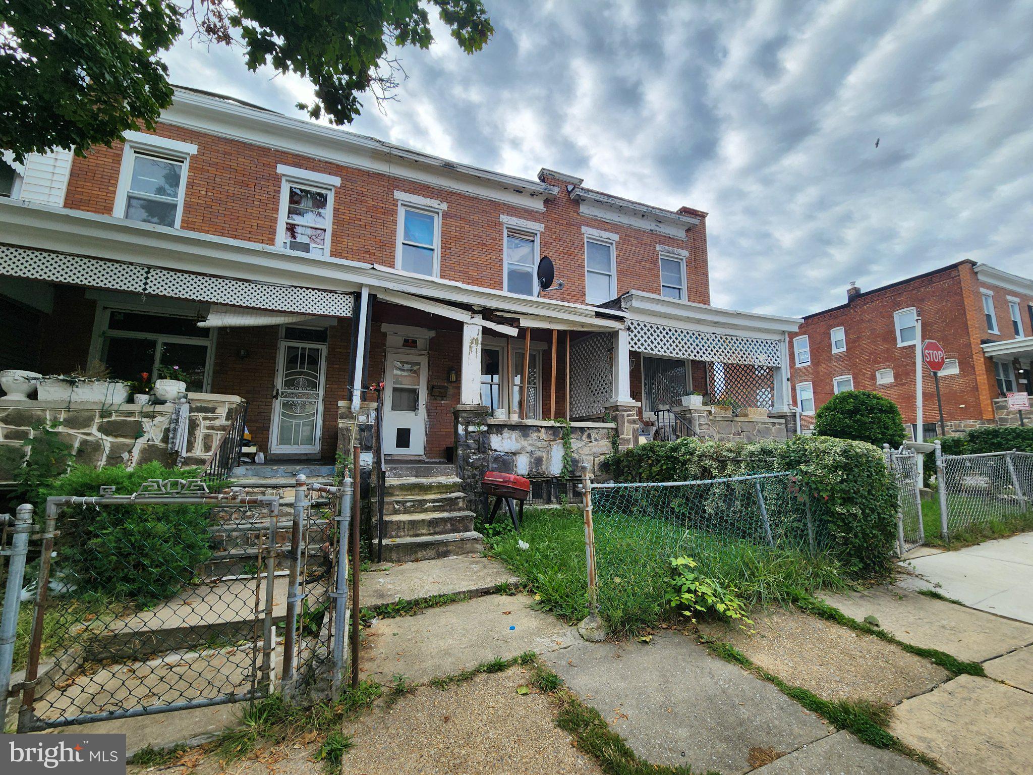 203 N MONASTERY AVENUE