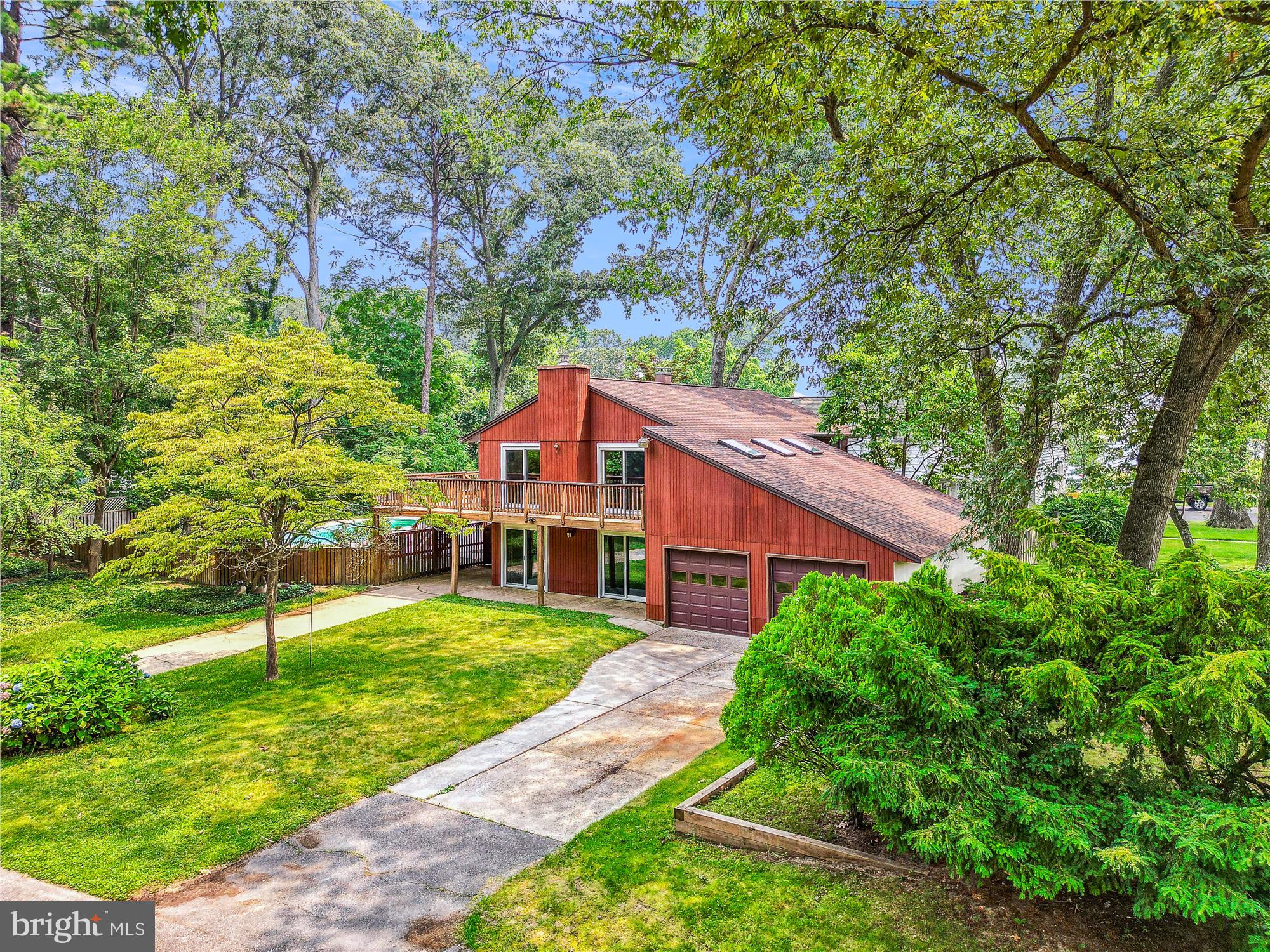 RIVERDALE - Residential