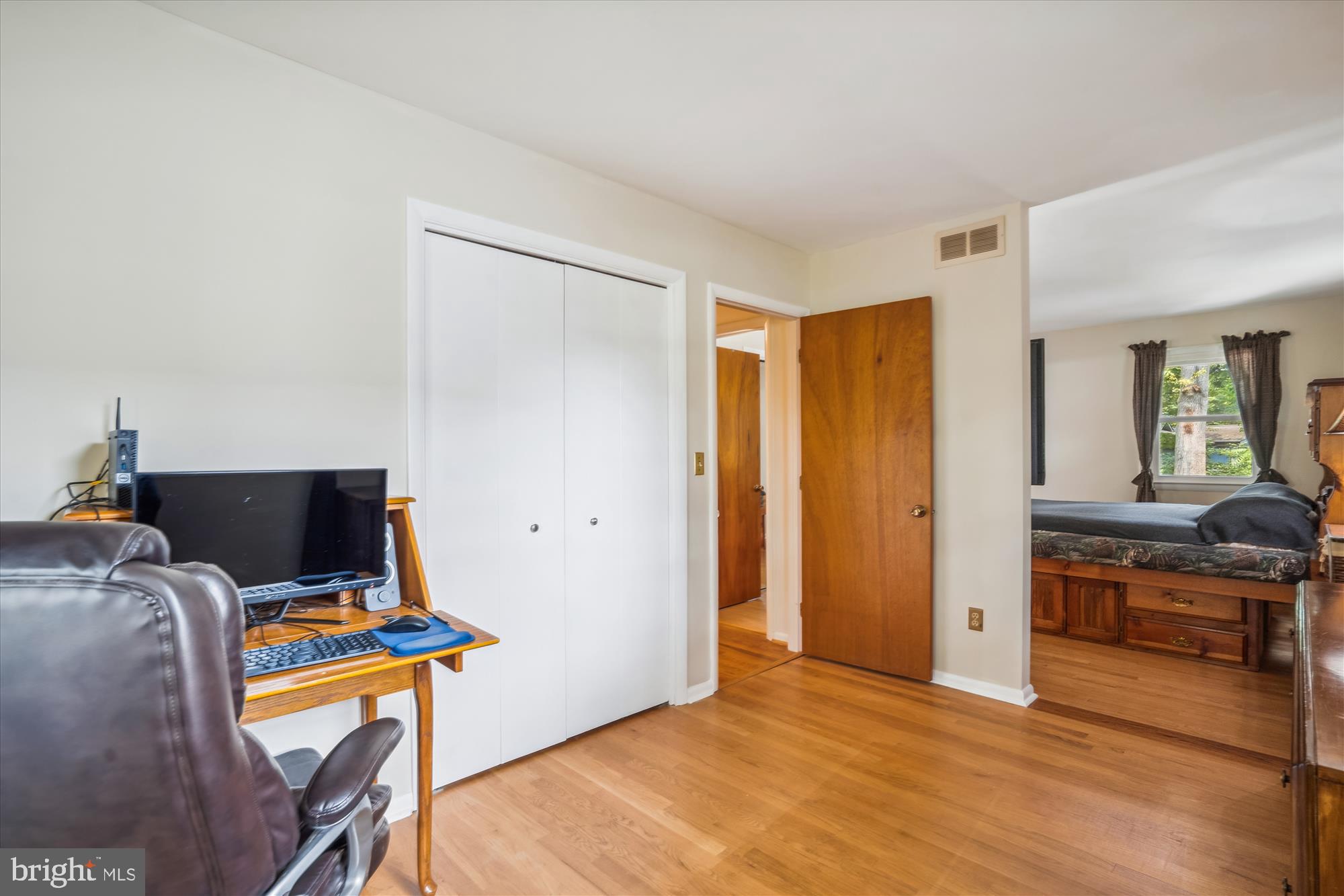 RIVERDALE - Residential