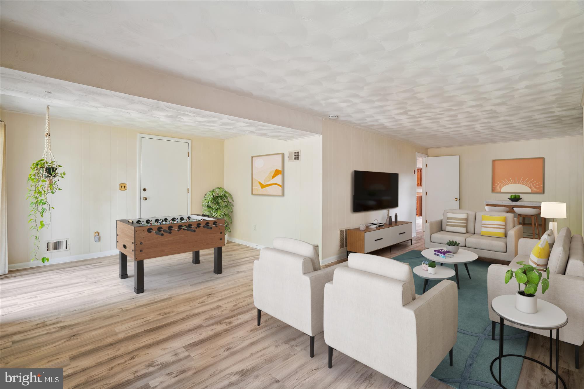 RIVERDALE - Residential