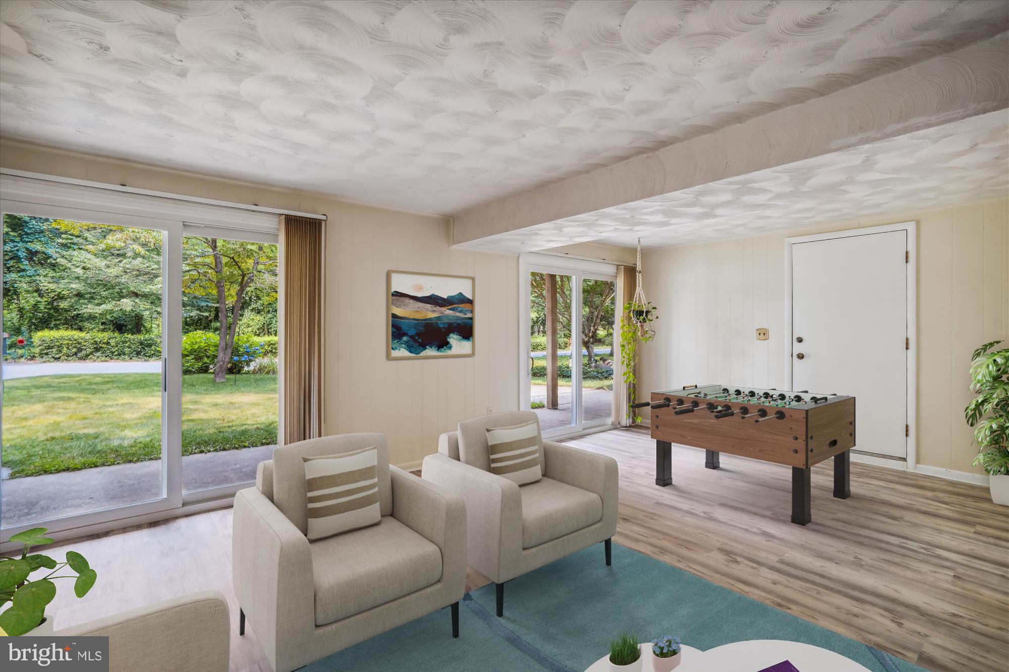 RIVERDALE - Residential