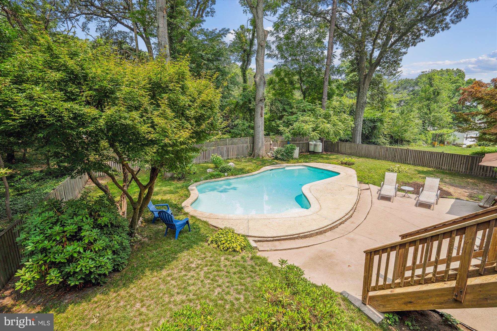 RIVERDALE - Residential