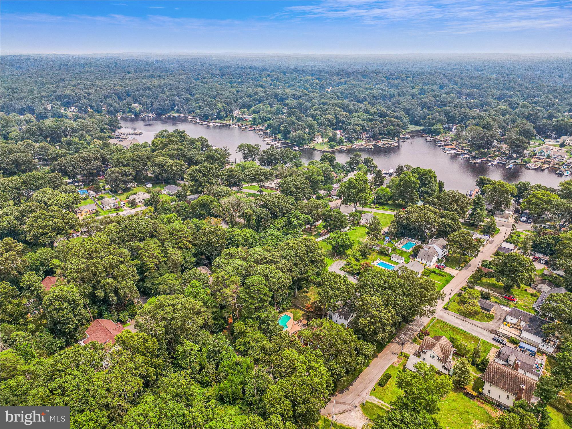 RIVERDALE - Residential