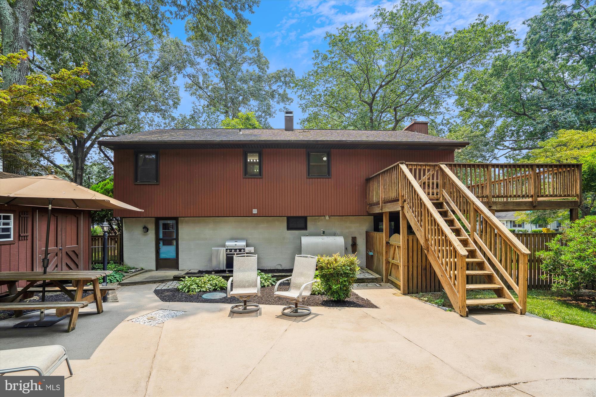 RIVERDALE - Residential