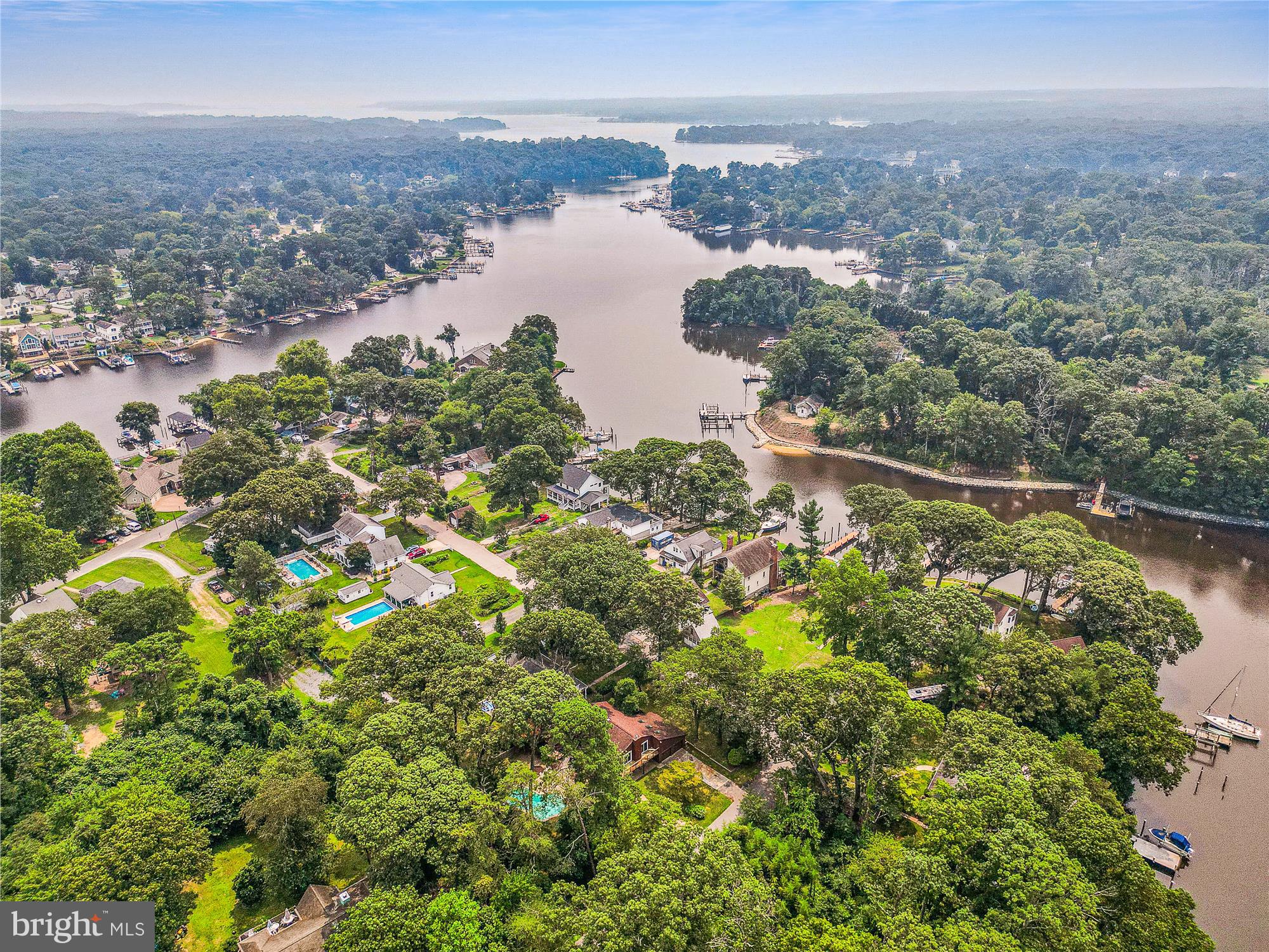 RIVERDALE - Residential